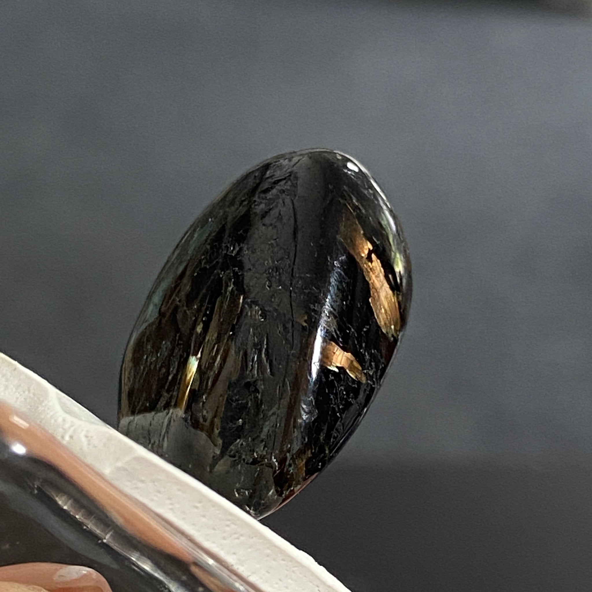 AAA Nuummite – Greenland