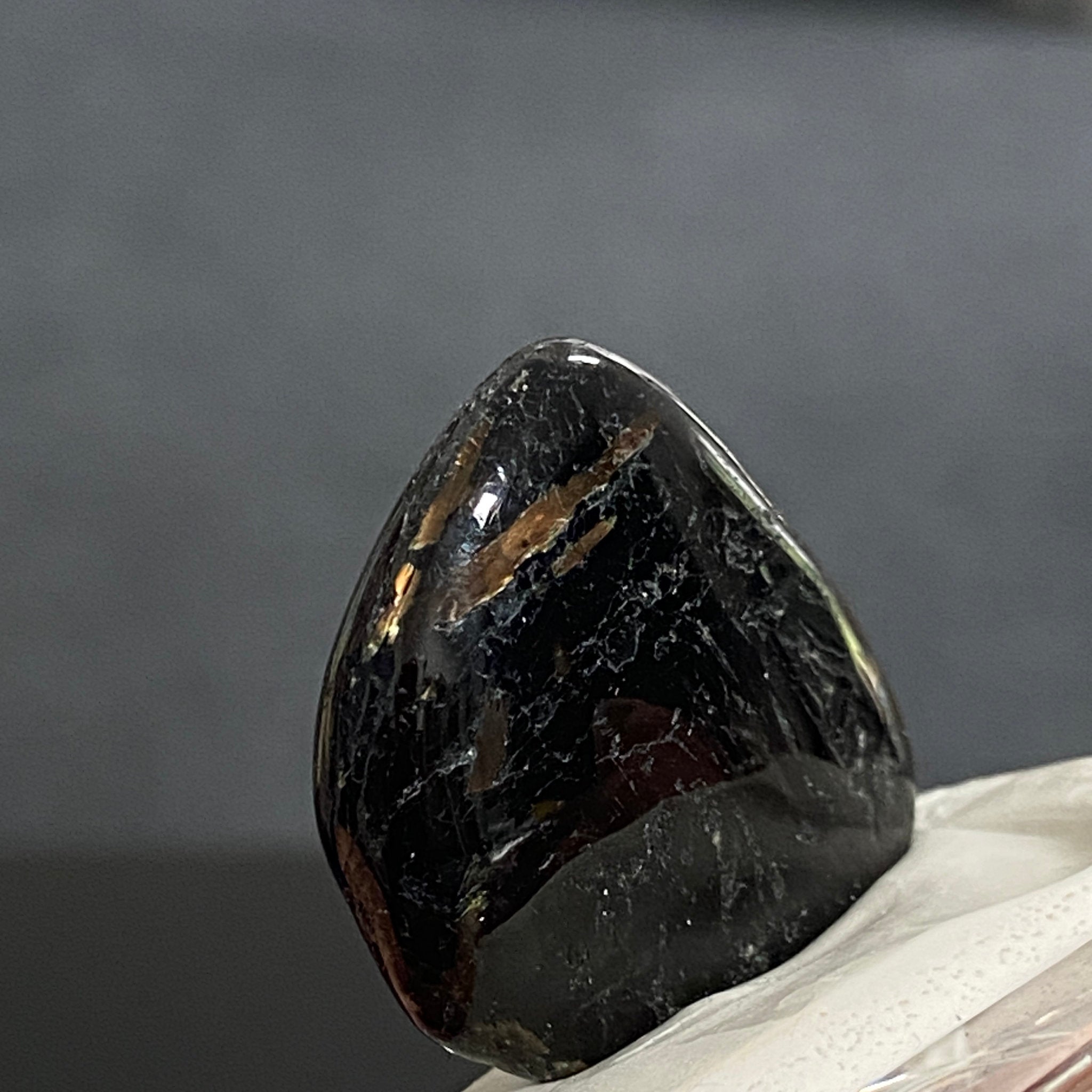 AAA Nuummite – Greenland