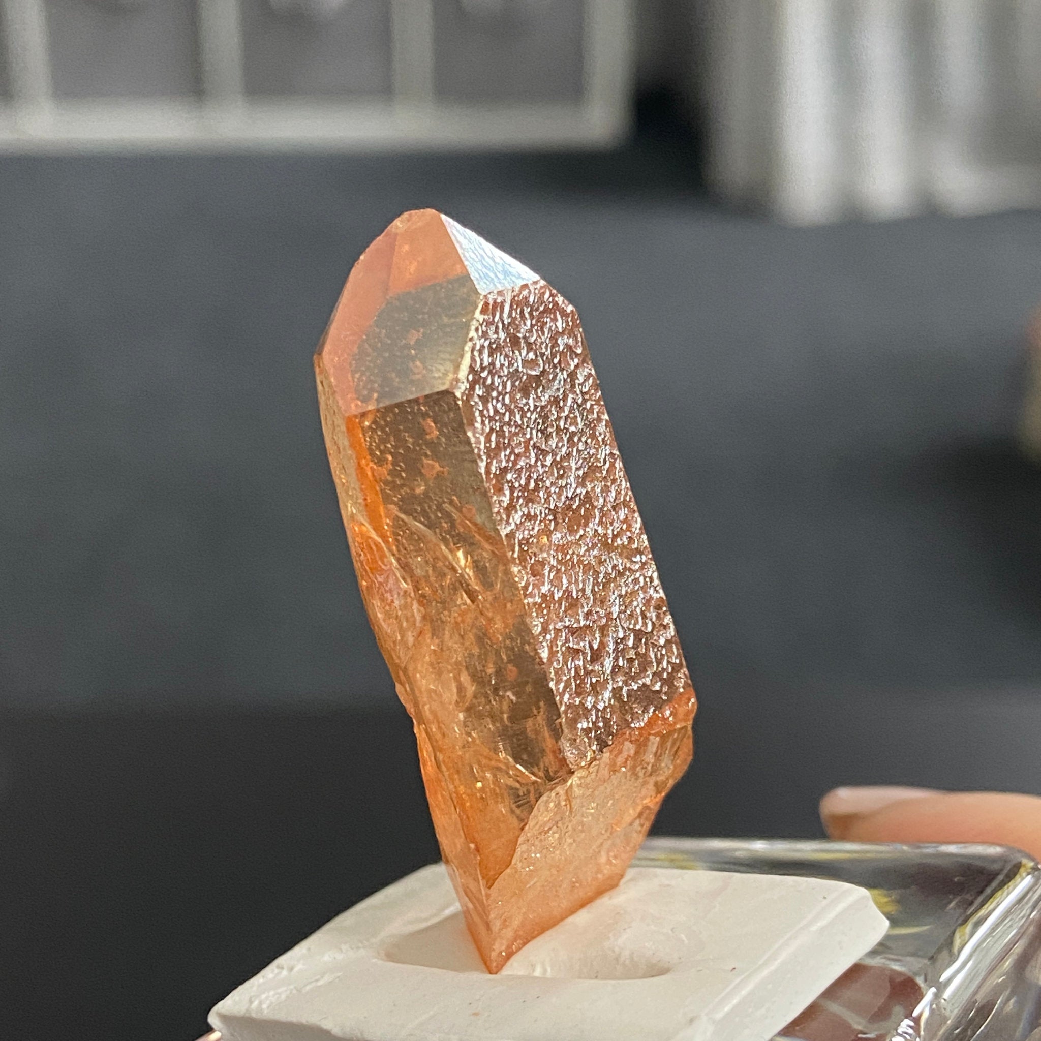 Tangerine Aura Starbrary Quartz – Brazil / Arkansas