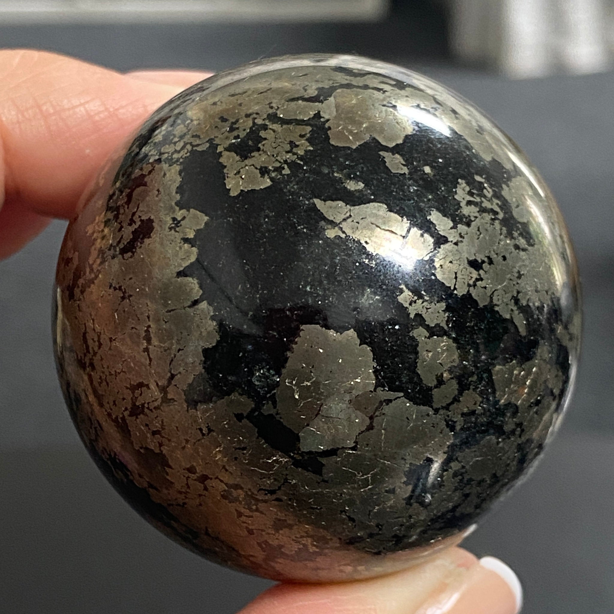 Healer's Gold Sphere (Apache Gold) – Arizona, USA