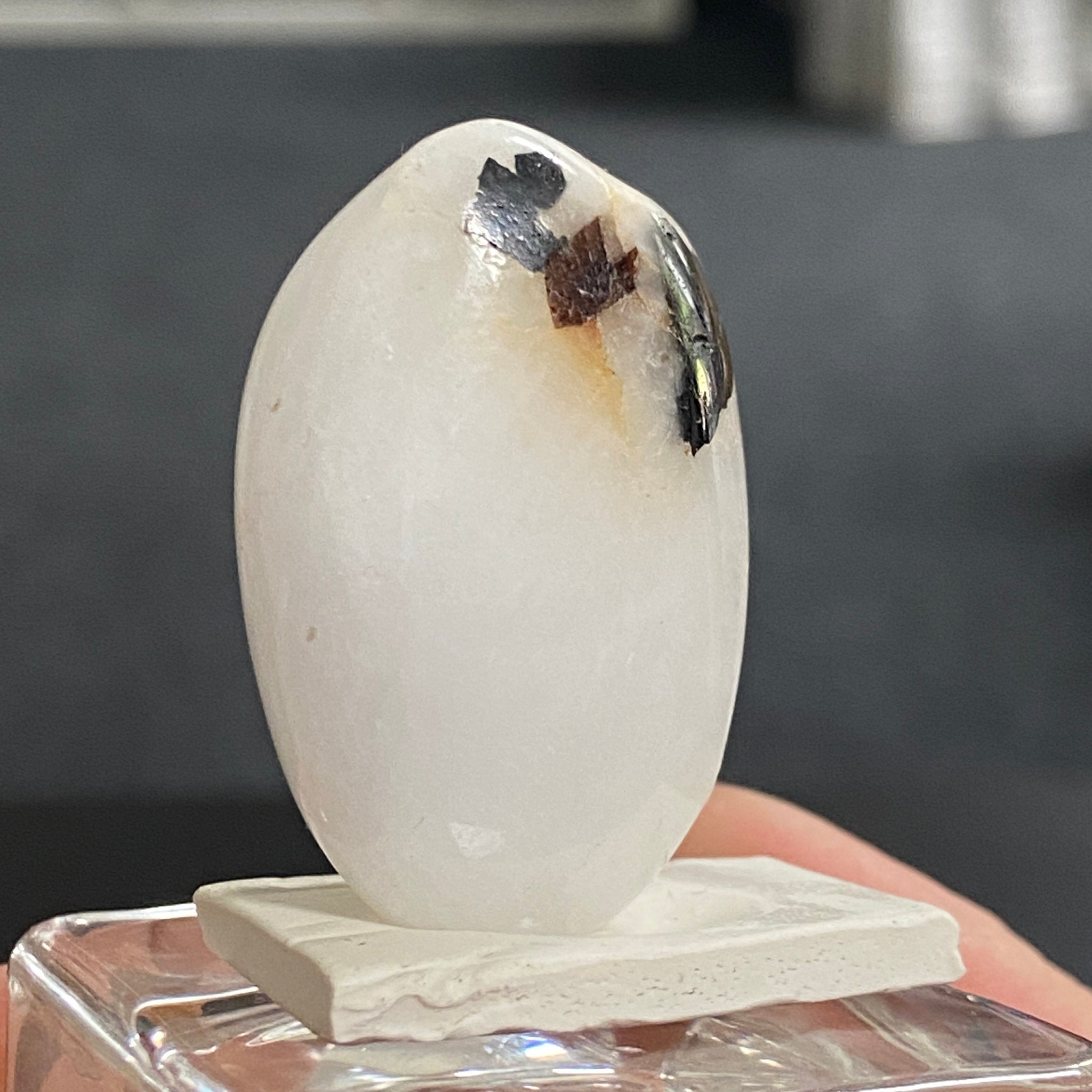 AAA Cryolite – Greenland