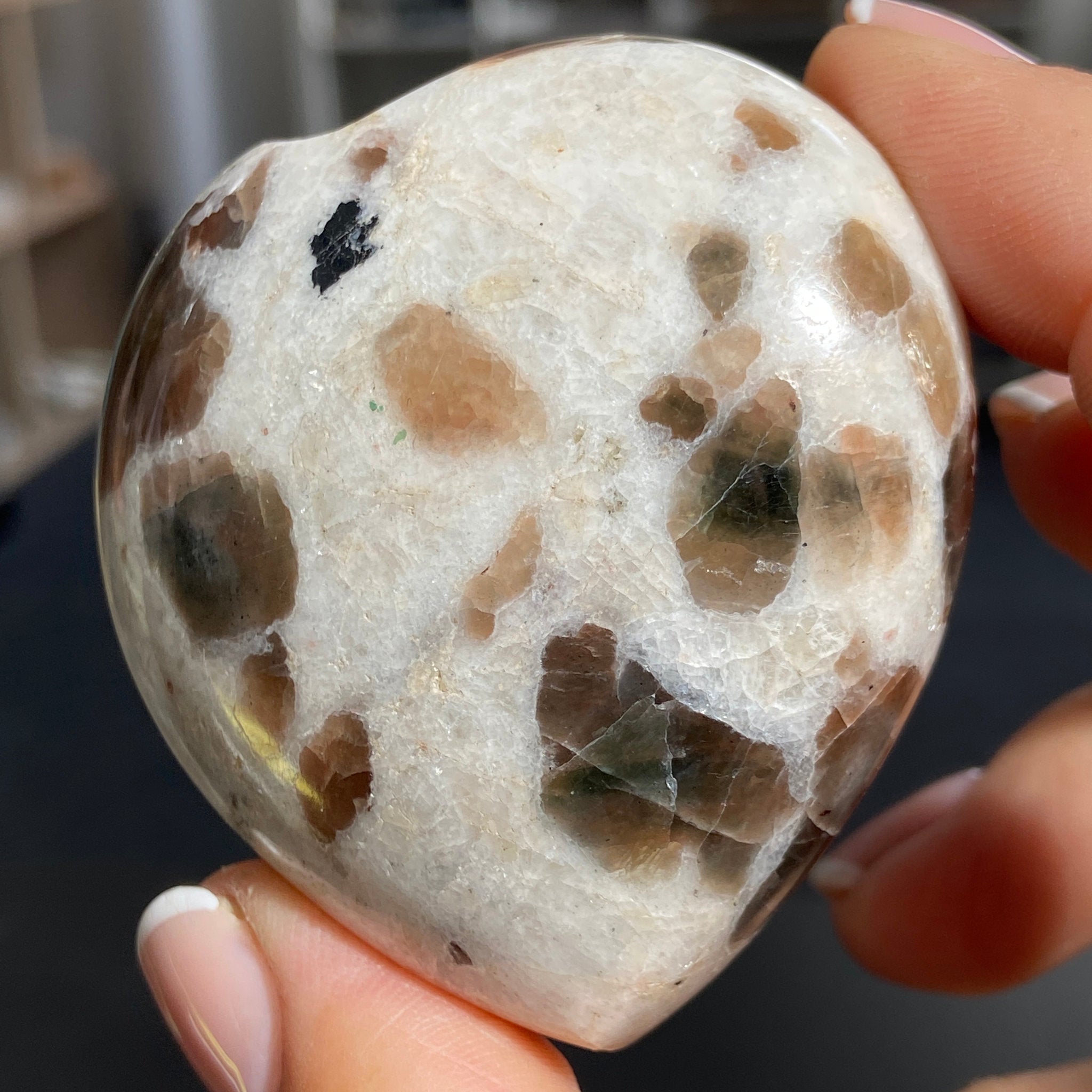 Polarity Moonstone Heart – India