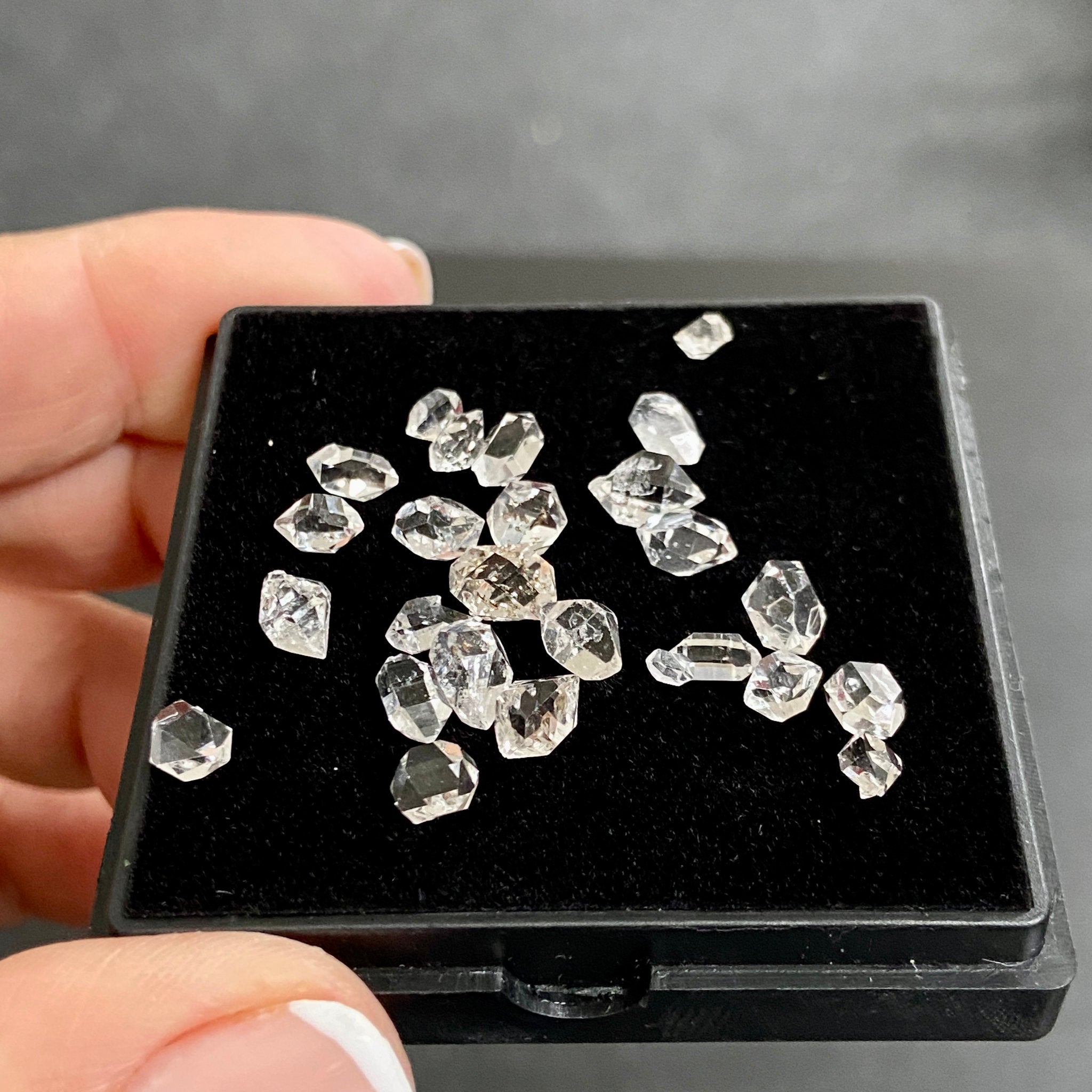 AA Water Clear Herkimer Diamond Collection – New York, USA