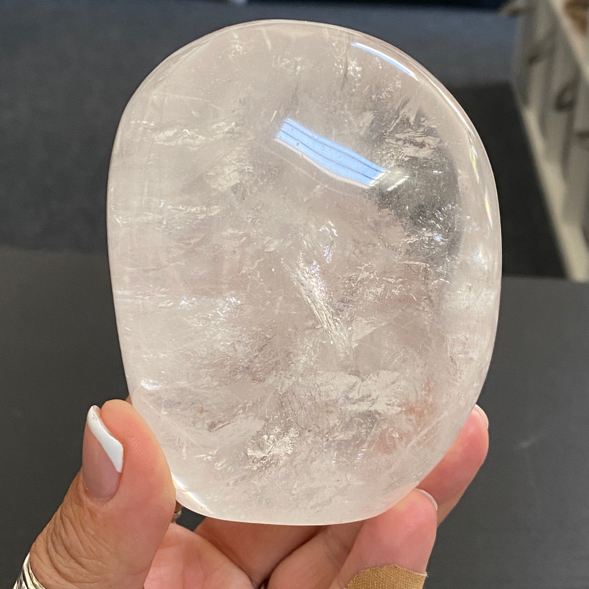 💧 River-Rolled Clear Quartz Freeform – Madagascar