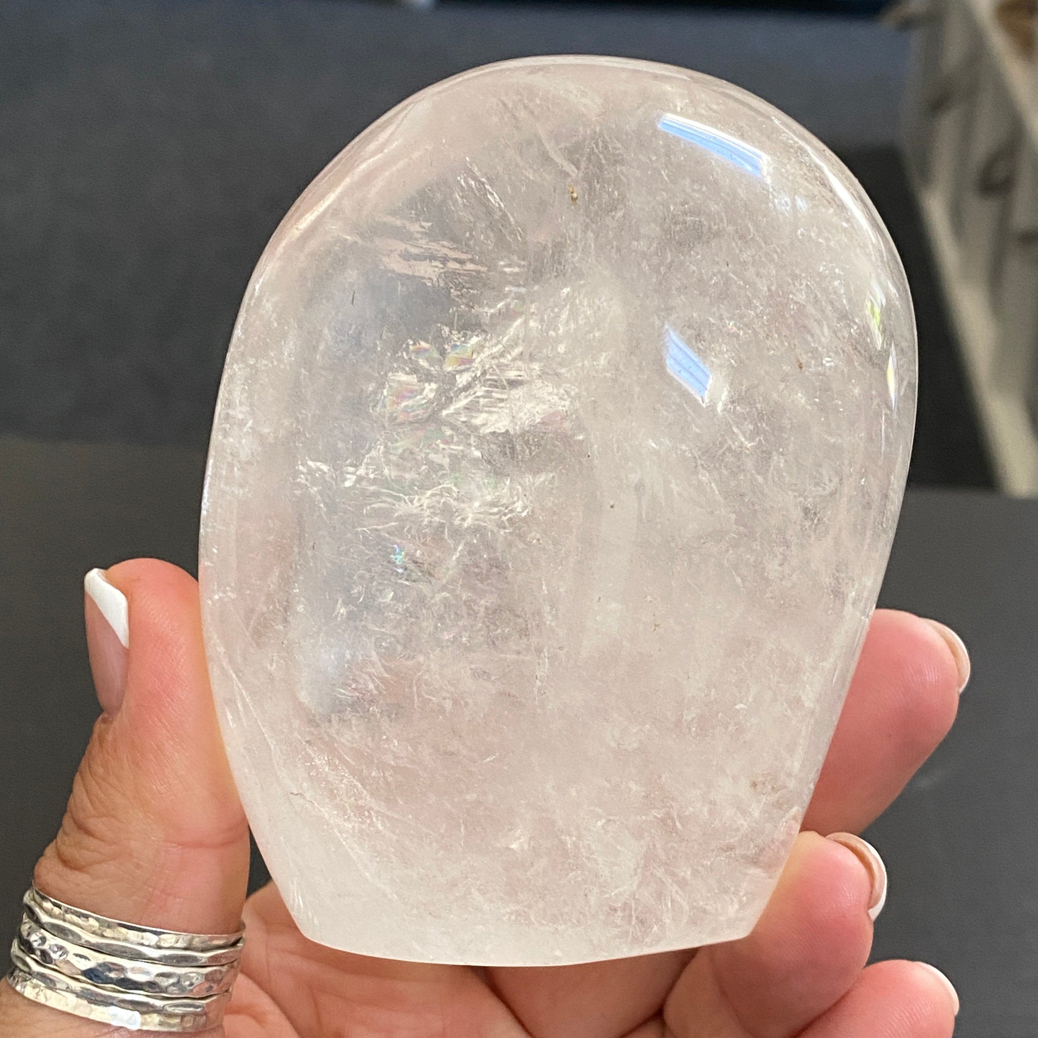 💧 River-Rolled Clear Quartz Freeform – Madagascar