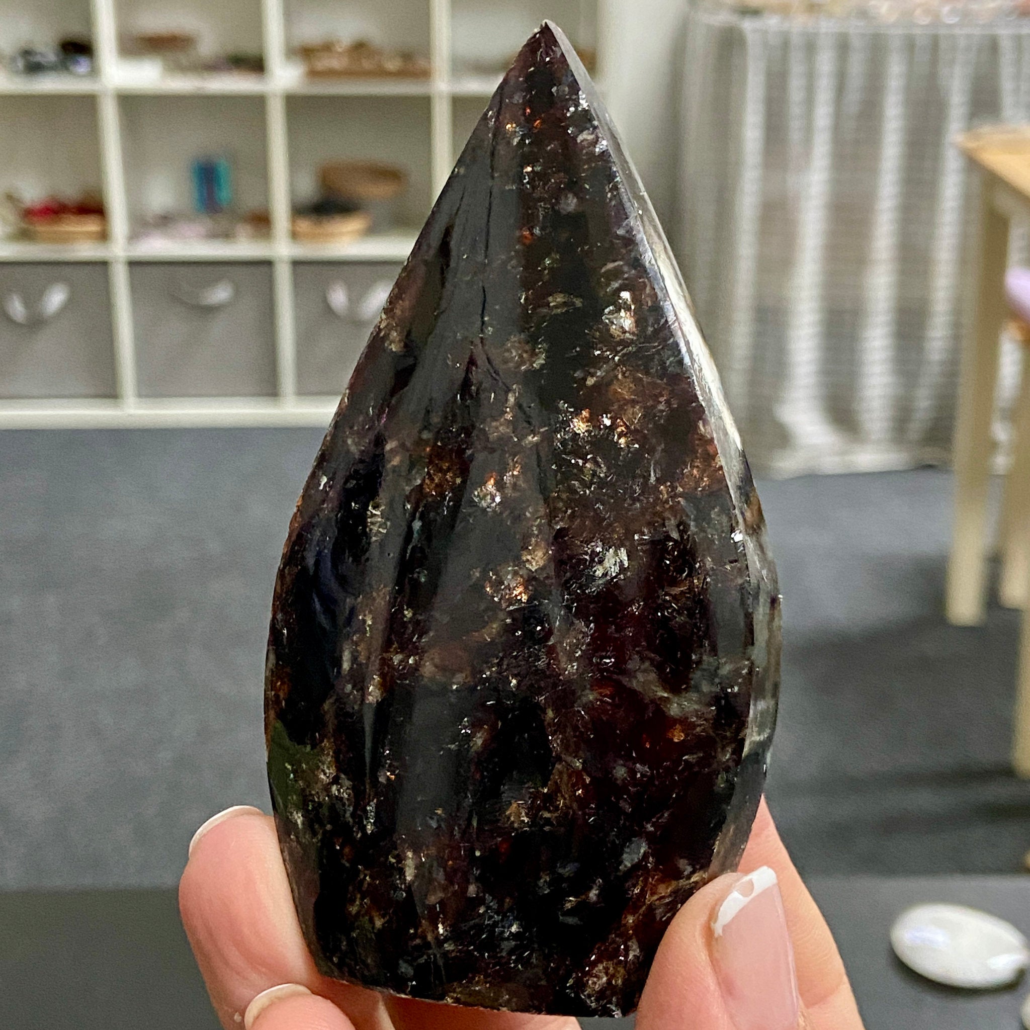 Biotite Gold Mica Flame – Brazil