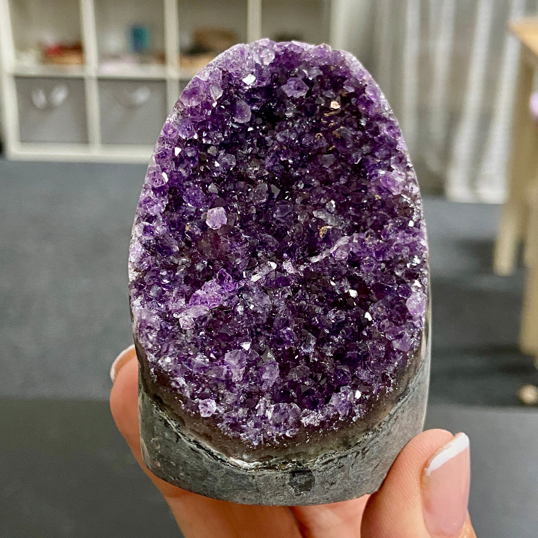 Uruguayan Amethyst Cut Base