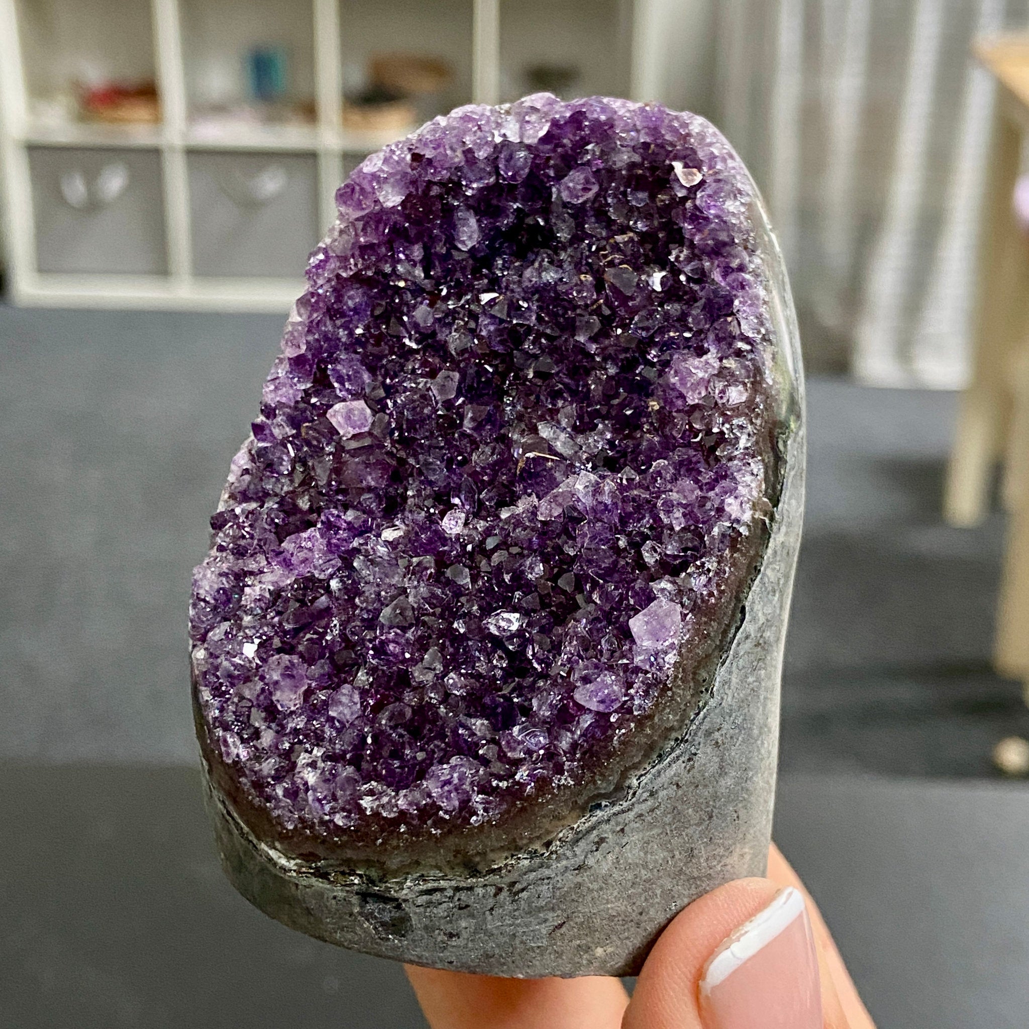 Uruguayan Amethyst Cut Base
