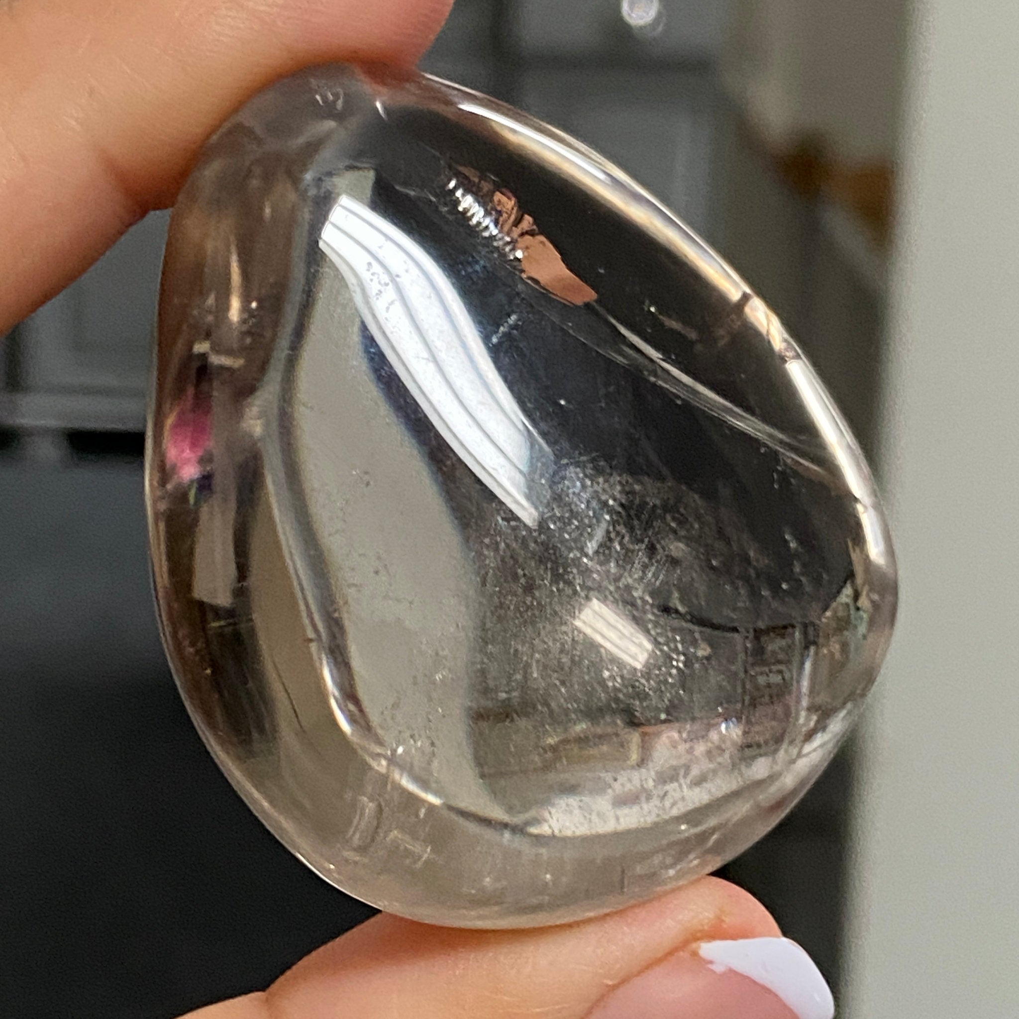 Smoky Quartz Palmstone – AAA Grade, Madagascar