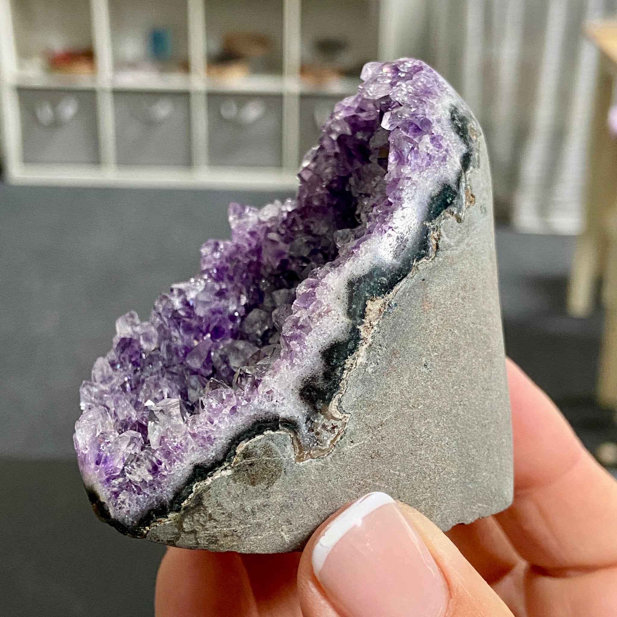 Uruguayan Amethyst Cut Base