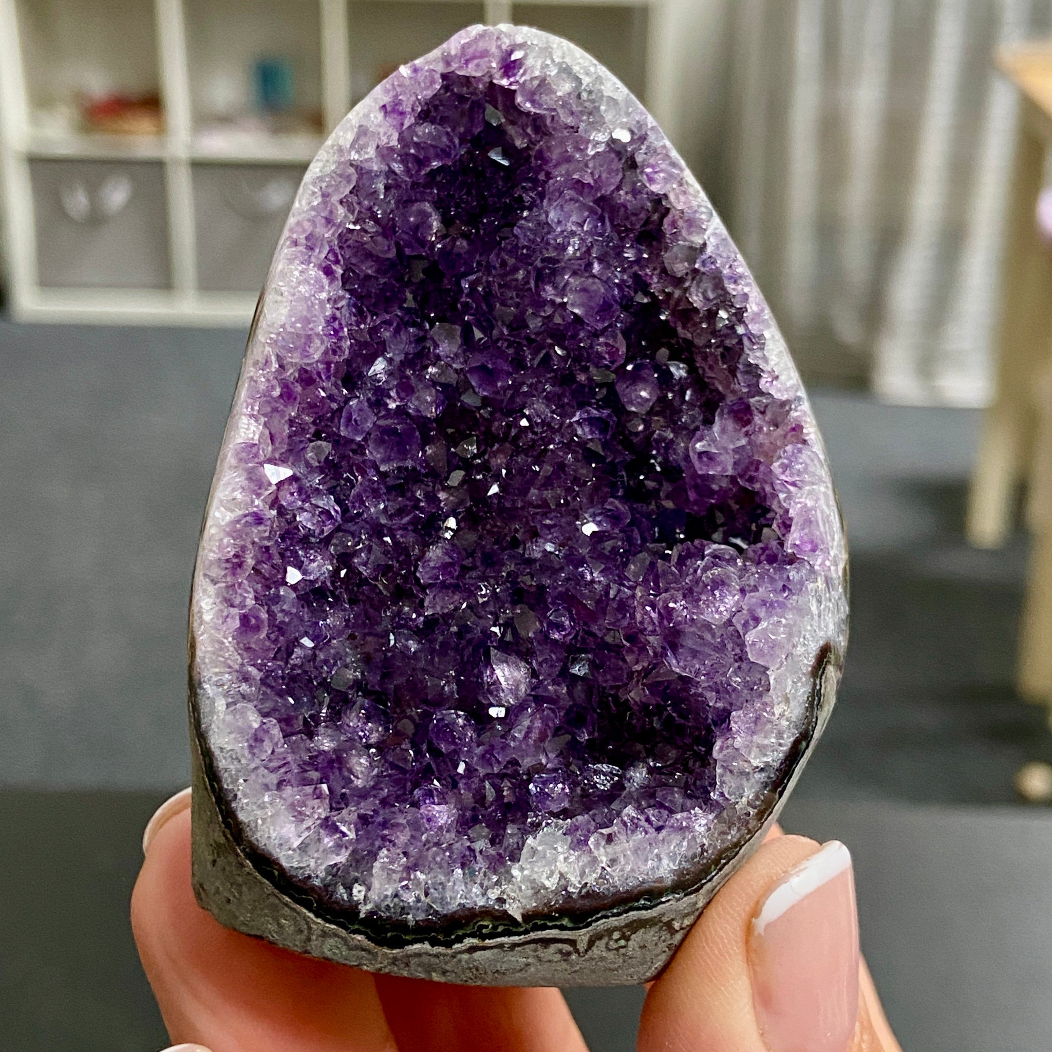 Uruguayan Amethyst Cut Base
