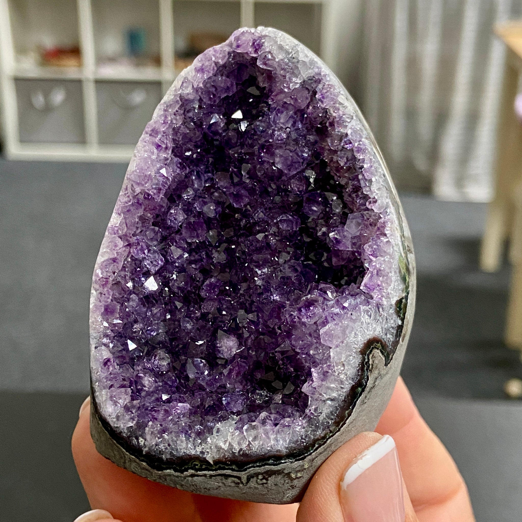 Uruguayan Amethyst Cut Base