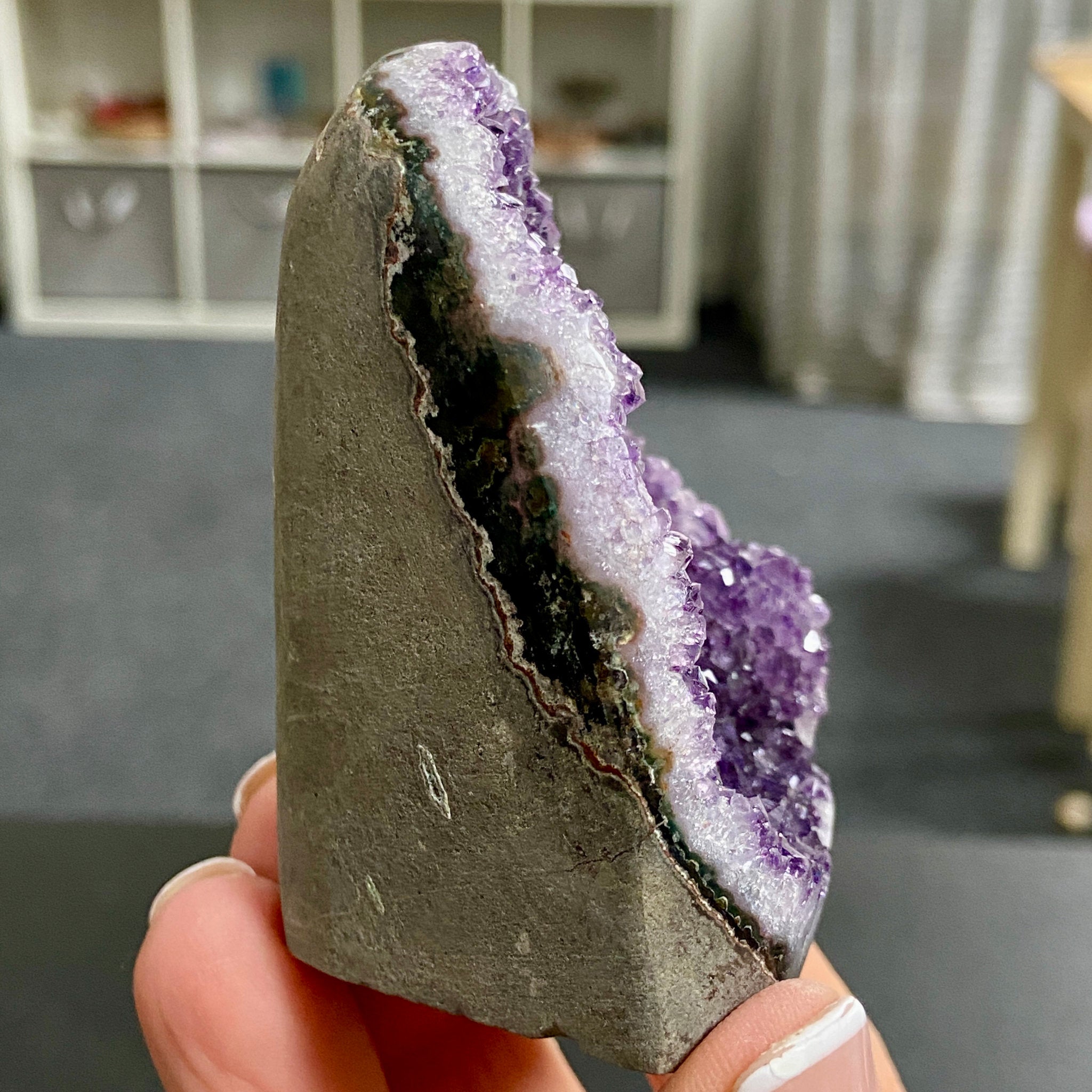 Uruguayan Amethyst Cut Base