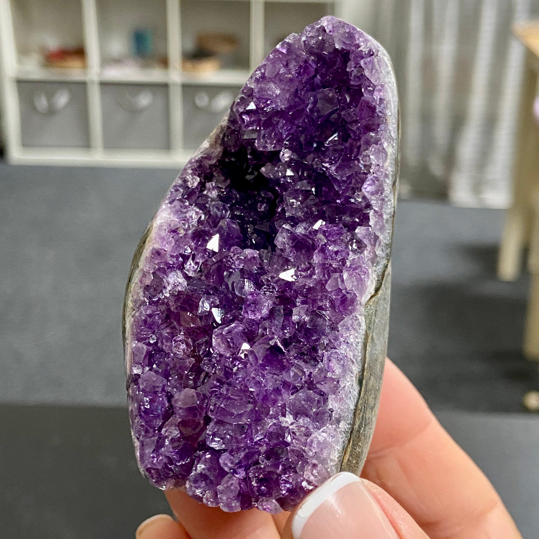 Uruguayan Amethyst Cut Base