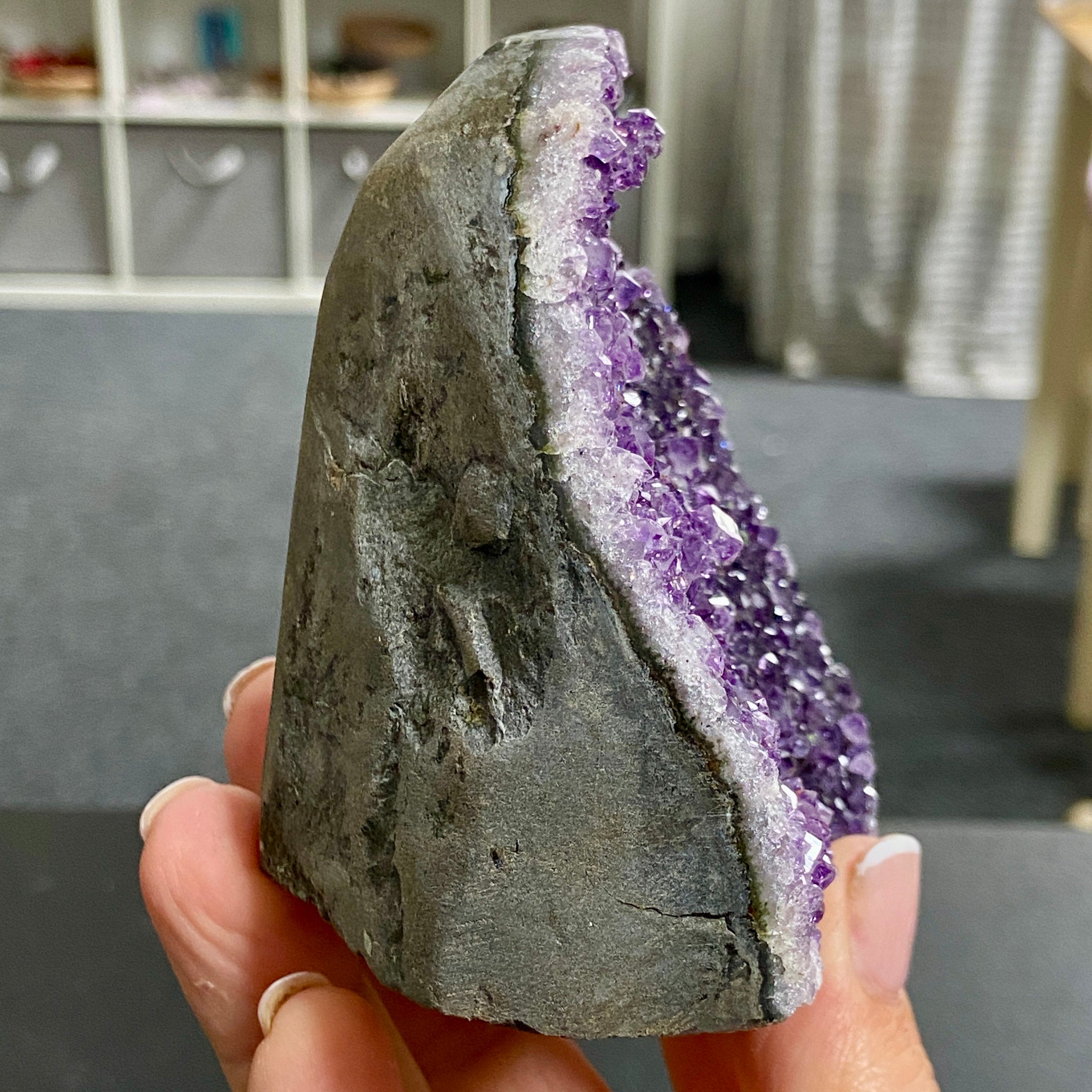 Uruguayan Amethyst Cut Base