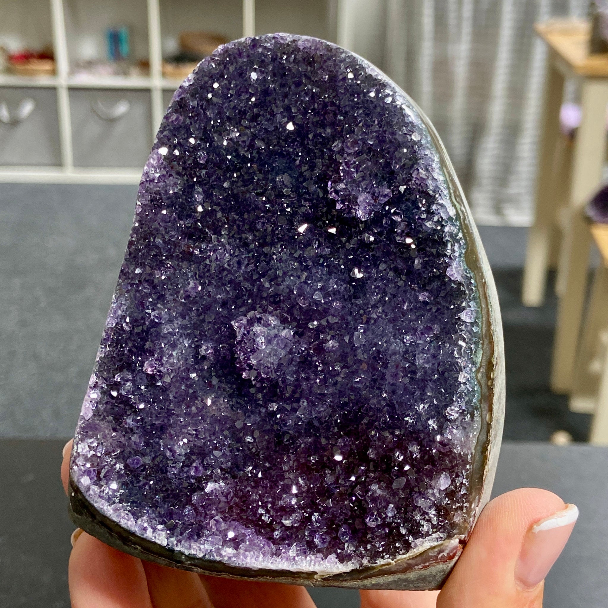 Uruguayan Amethyst Cut Base