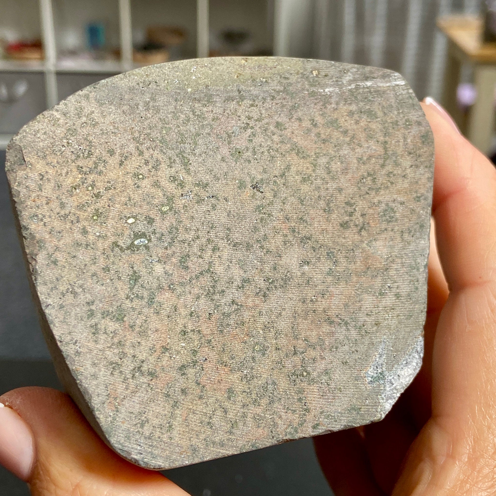 Uruguayan Amethyst Cut Base