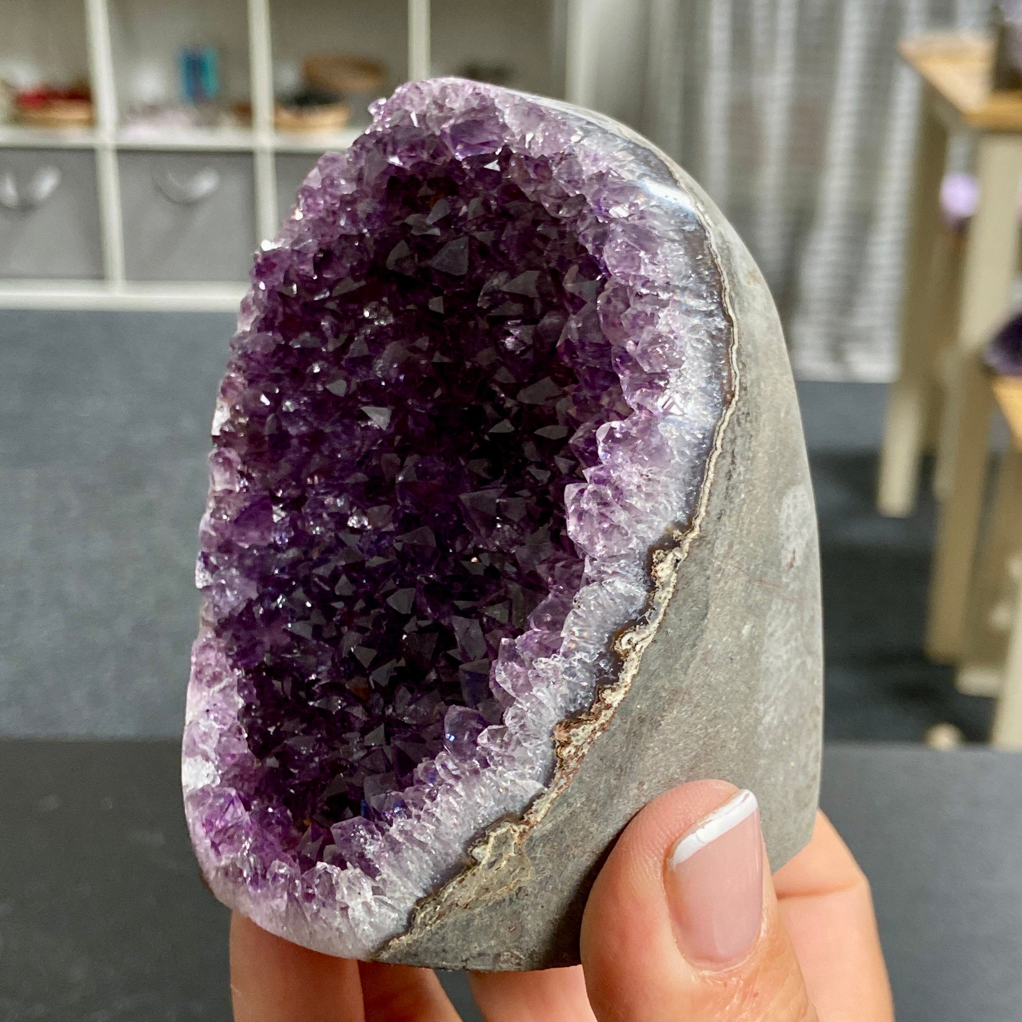 Uruguayan Amethyst Cut Base