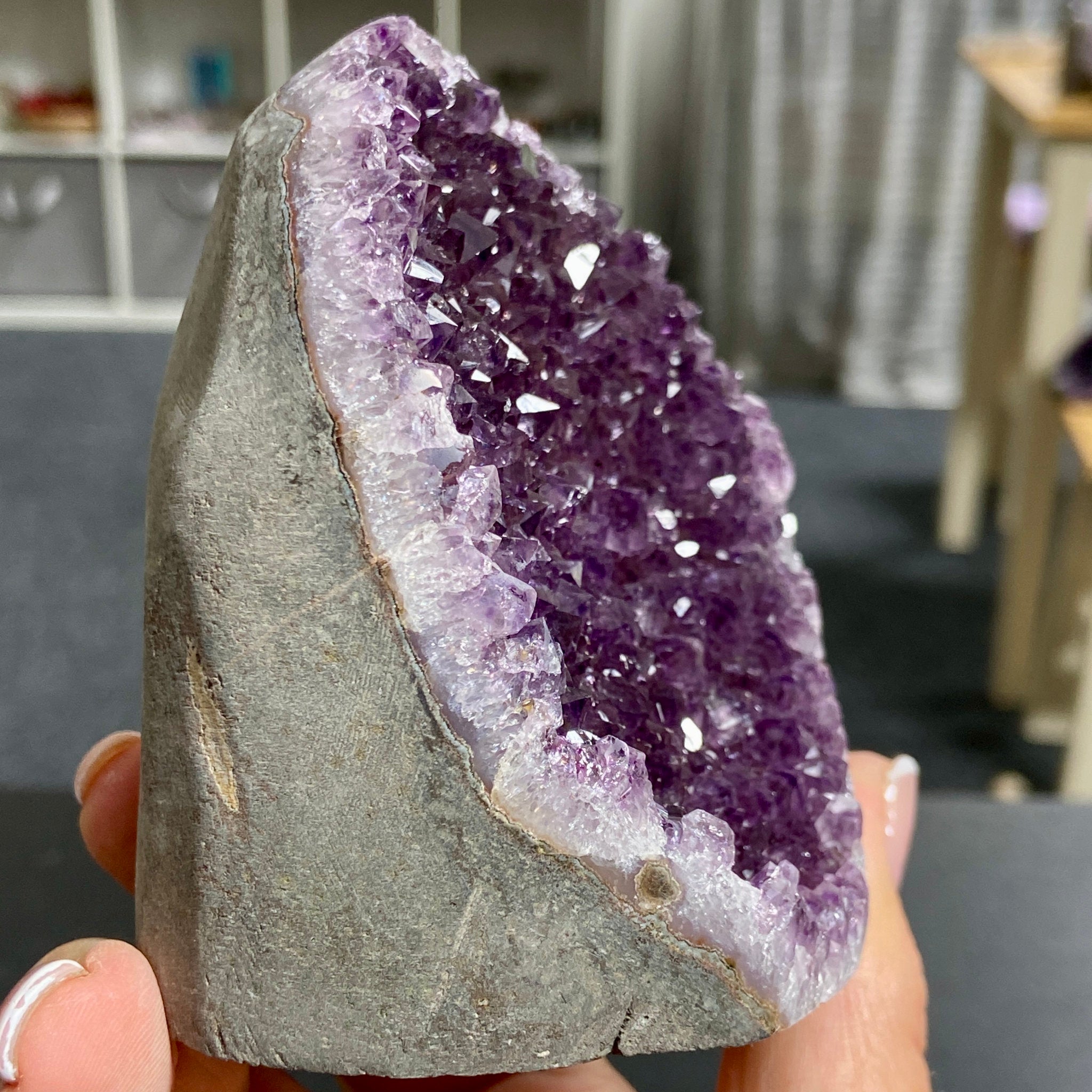 Uruguayan Amethyst Cut Base