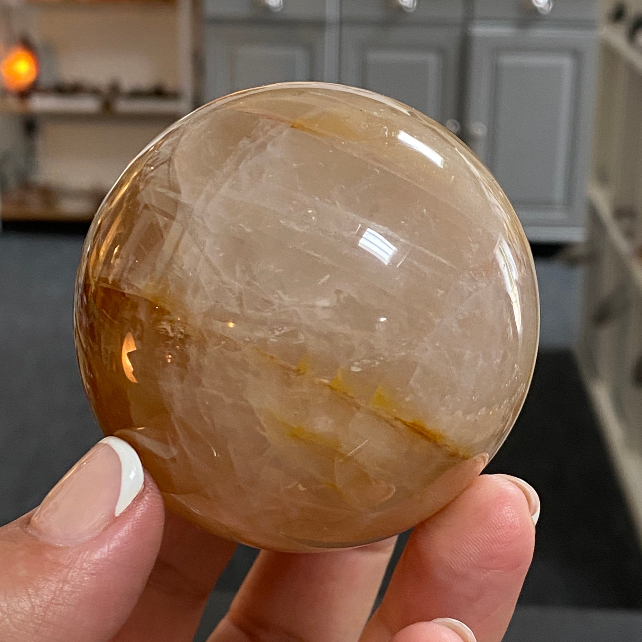 🧡 Golden Healer Quartz Sphere – Madagascar