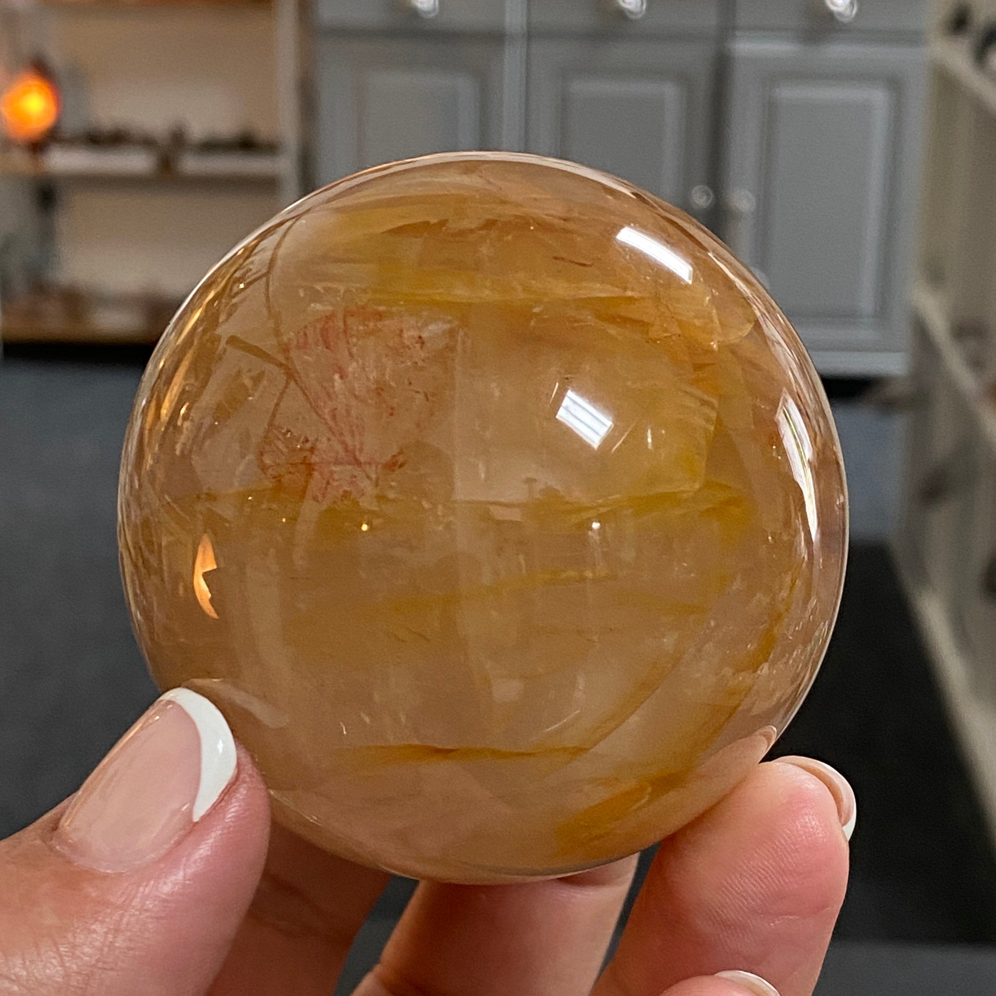 🧡 Golden Healer Quartz Sphere – Madagascar