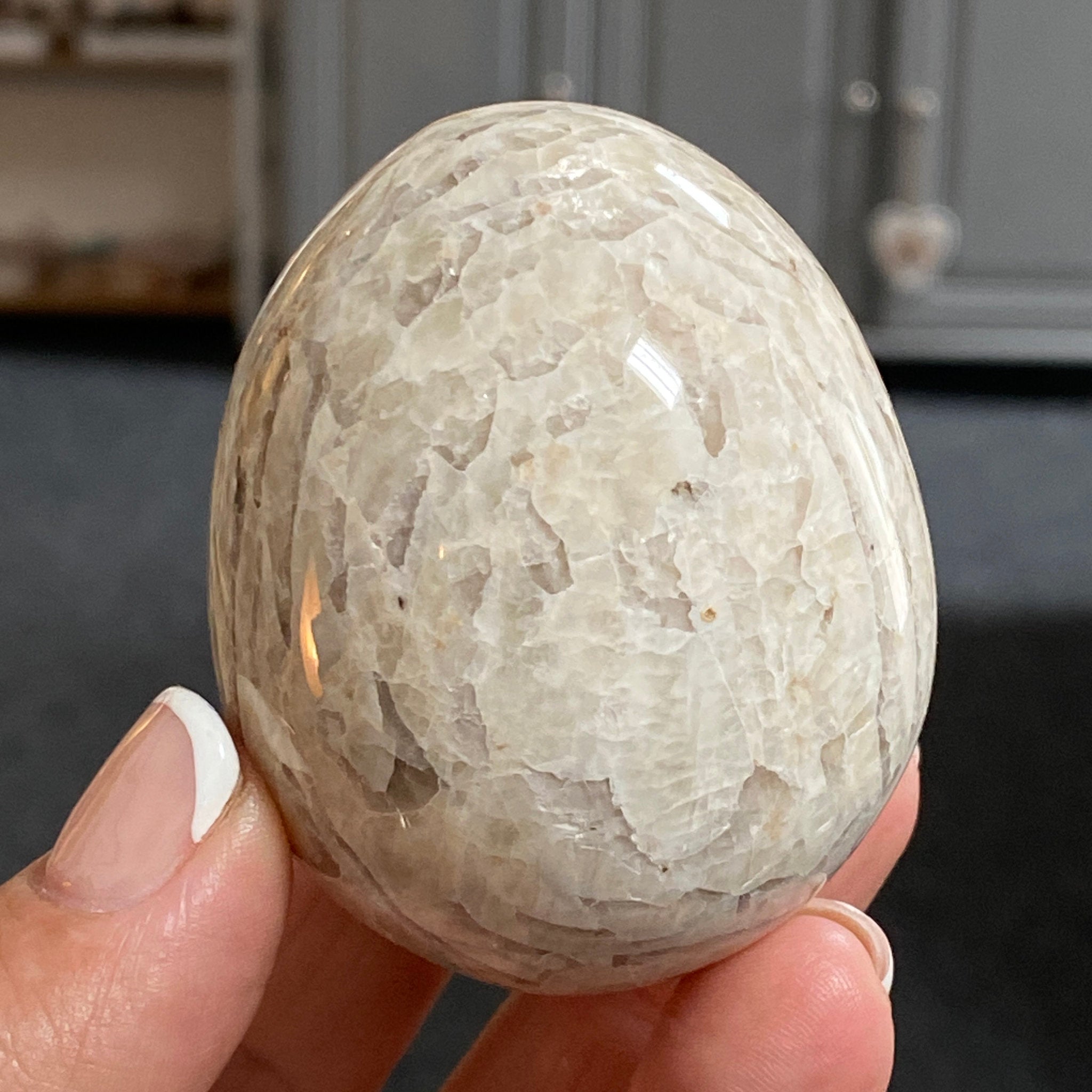 🥚 Graphic Feldspar Egg – Madagascar