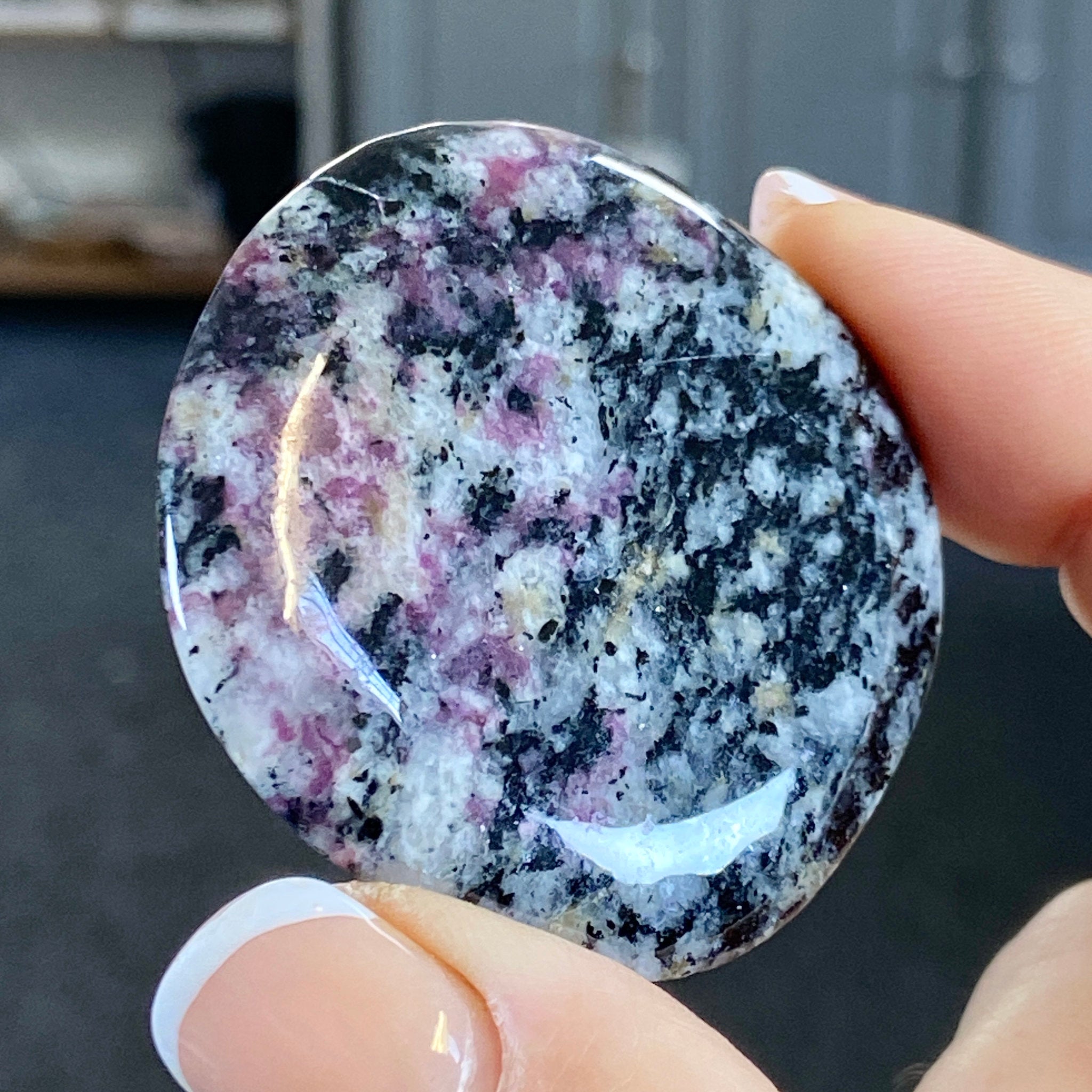 Eudialyte Palmstone - Sweden