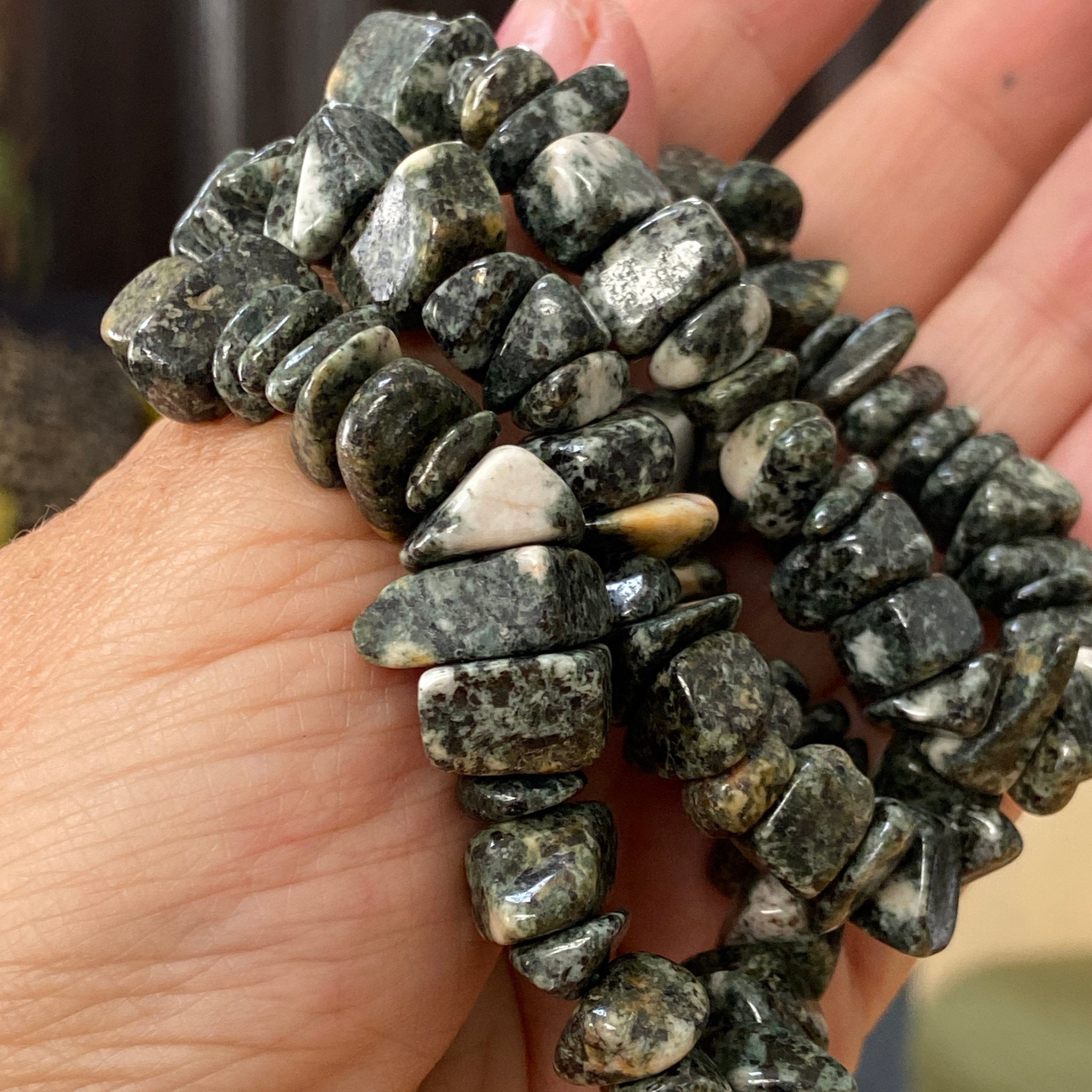 Preseli Bluestone Stretch Bracelet – Stonehenge - Wales