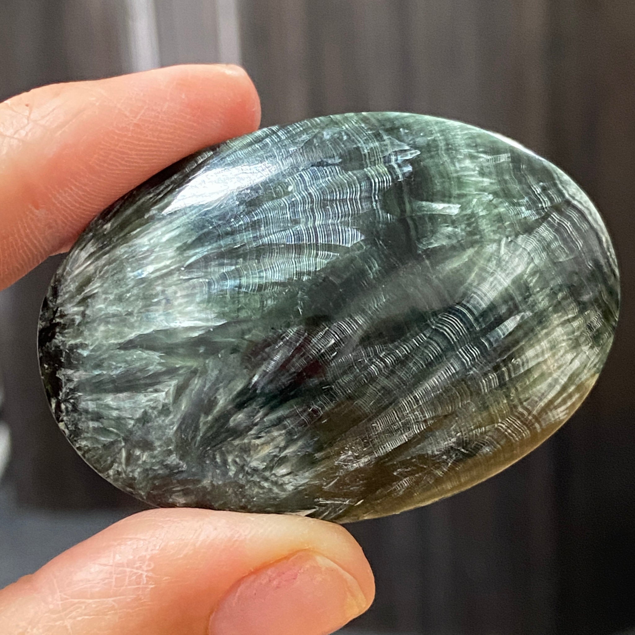 Seraphinite Palmstone – Russia