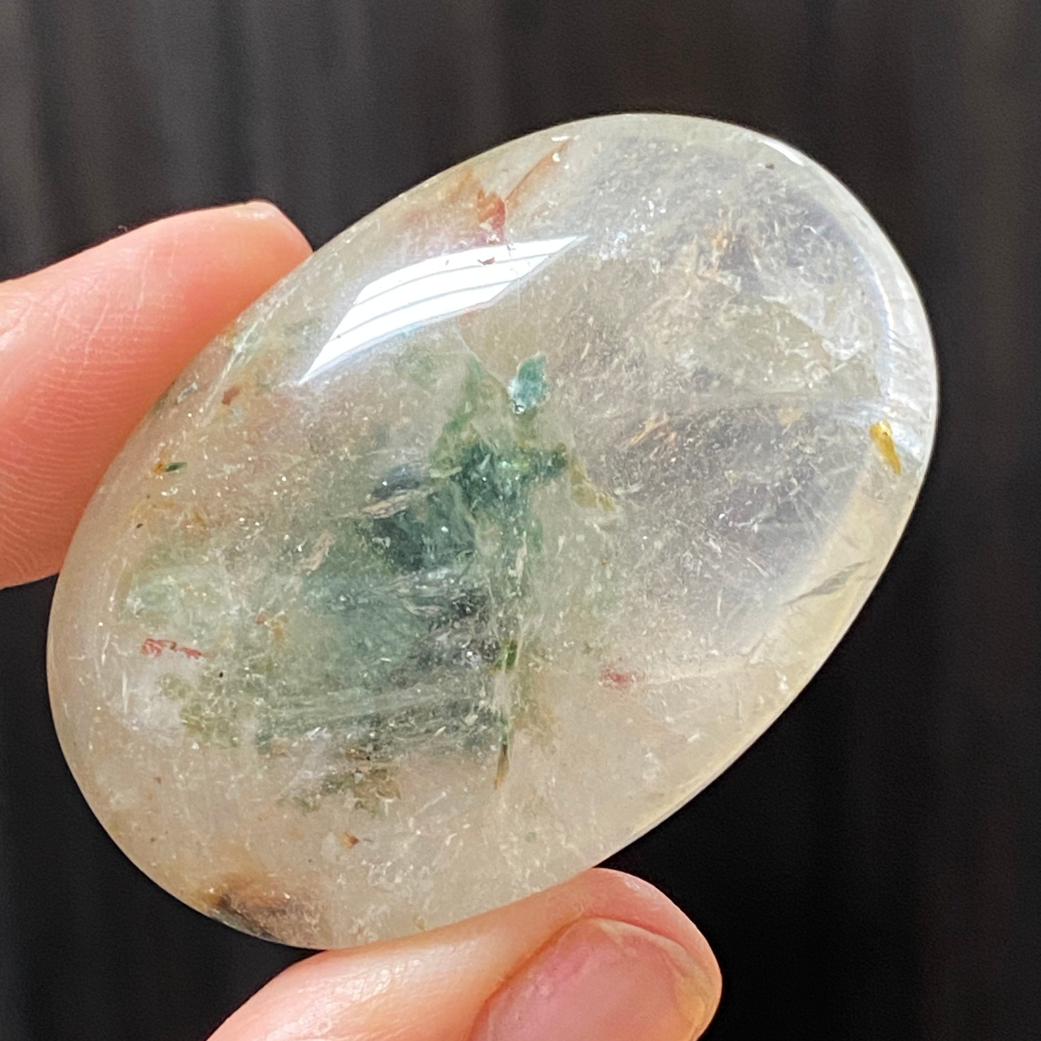 Quartz with Fuchsite Palmstone