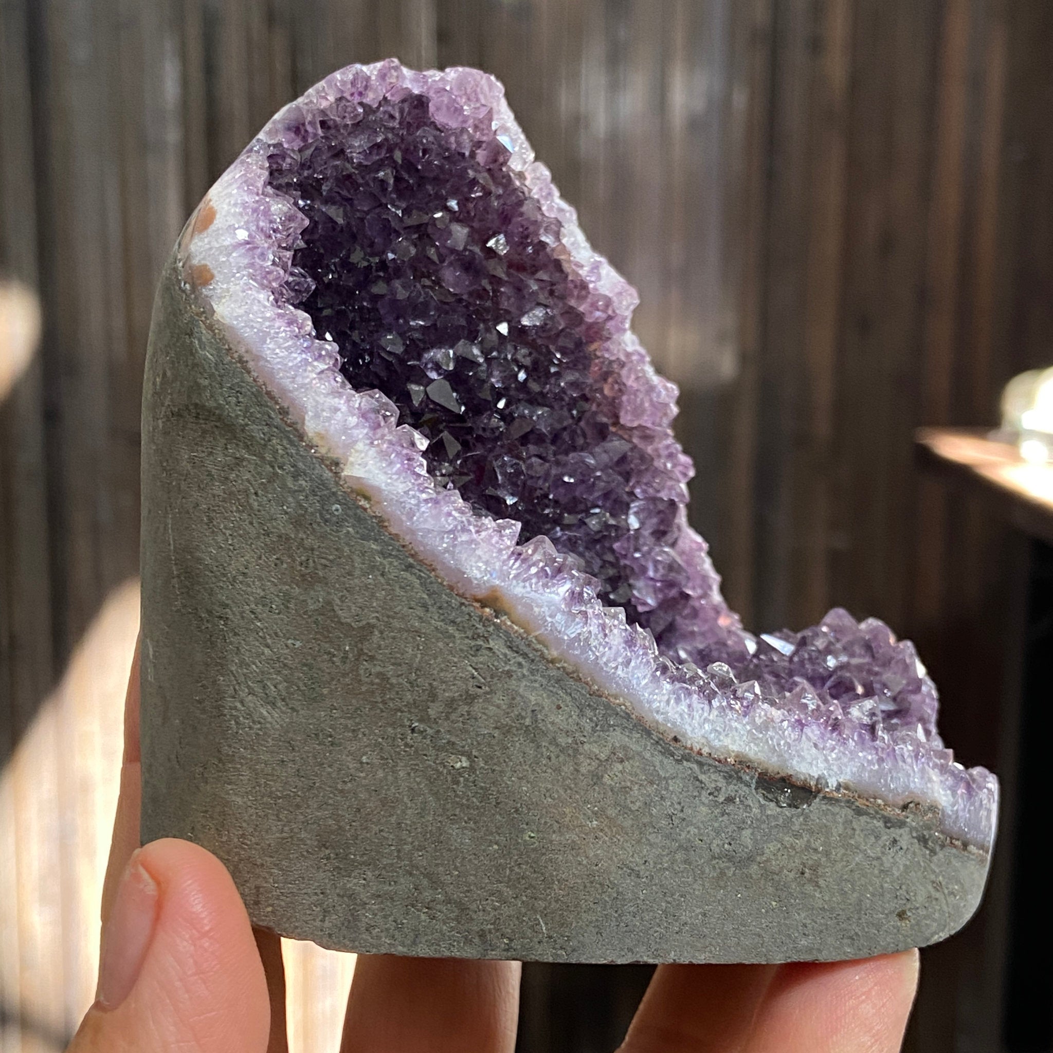 Uruguayan Amethyst Cut Base