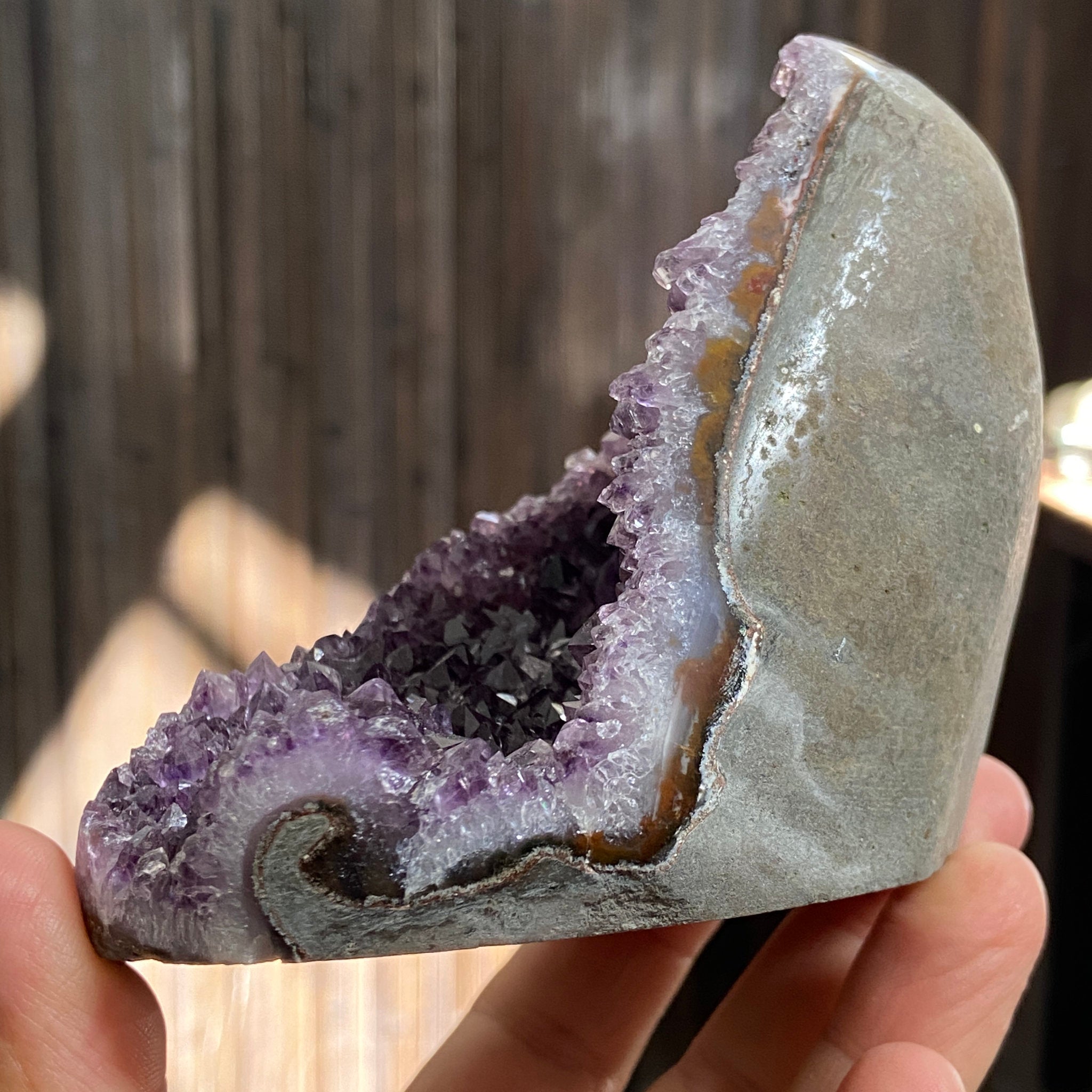 Uruguayan Amethyst Cut Base