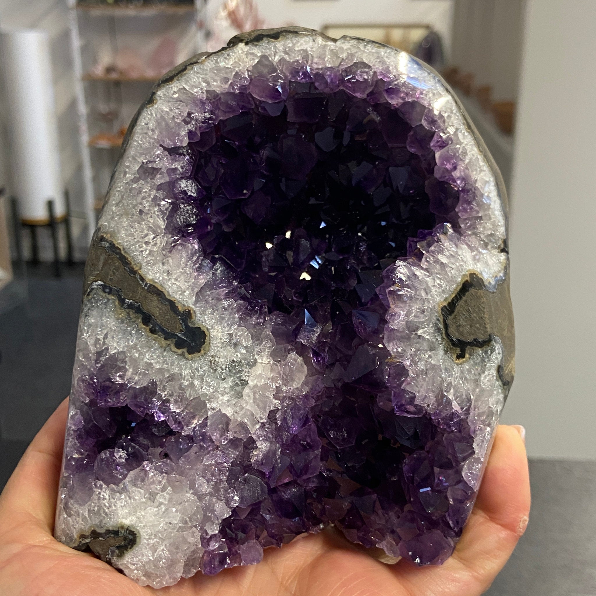 Amethyst Geode – Uruguay