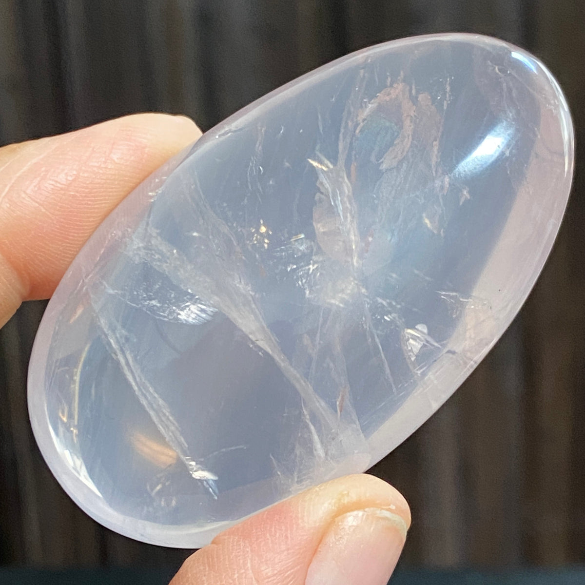 Mozambique Rose Quartz Palmstone with Single-Ray Asterism