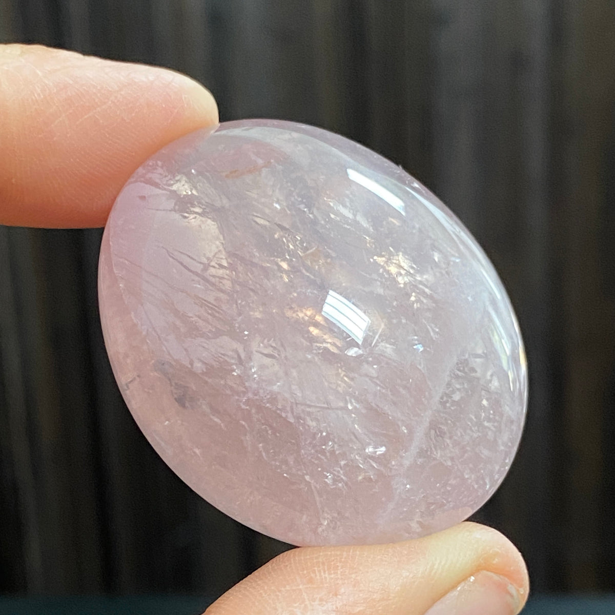 Brazilian Rose Quartz Palmstone with Single-Ray Asterism