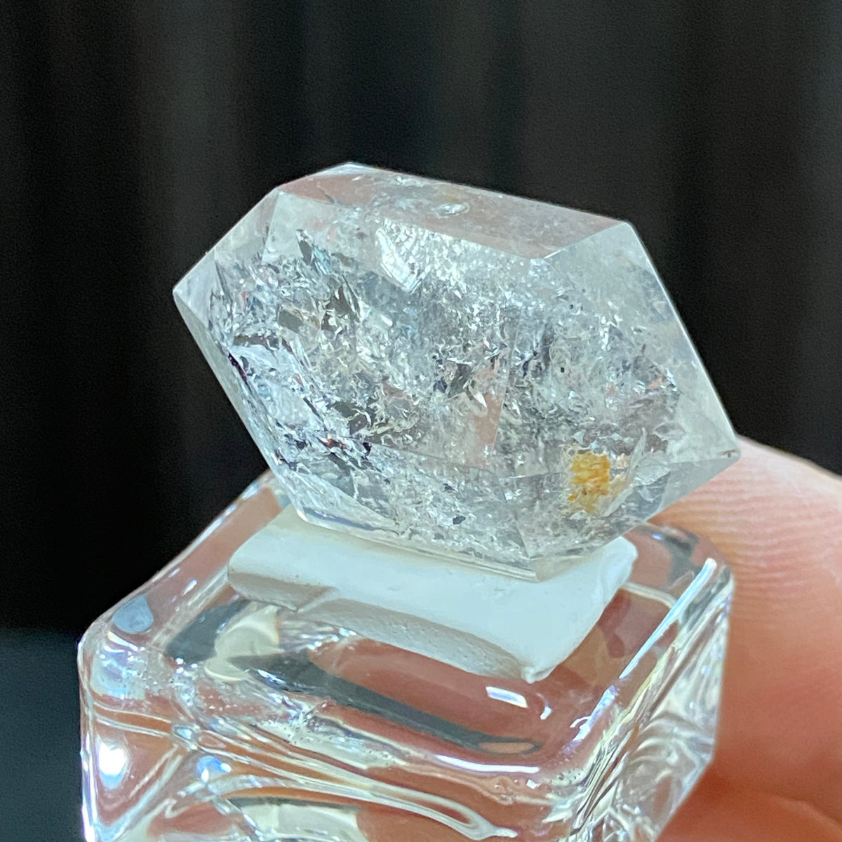Enhydro Carbon Waterfall – Clear Quartz