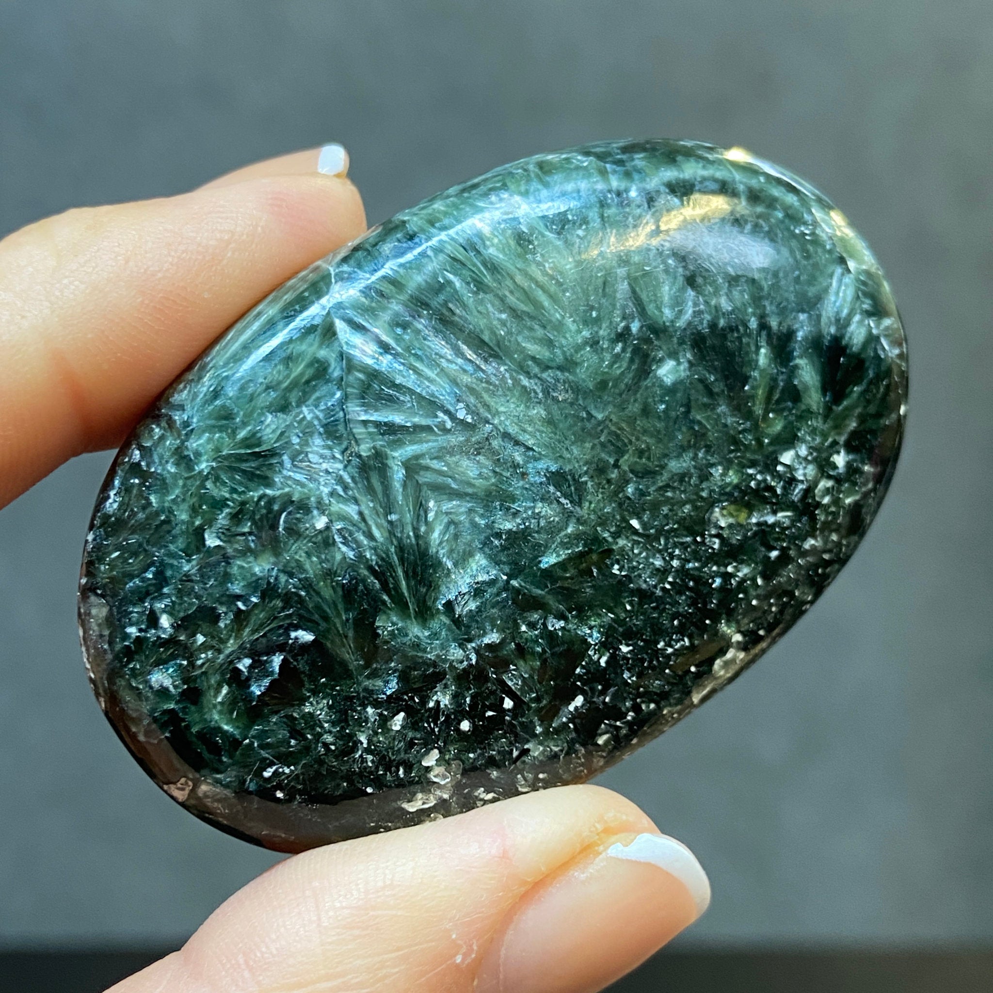 Seraphinite Palmstone – Russia