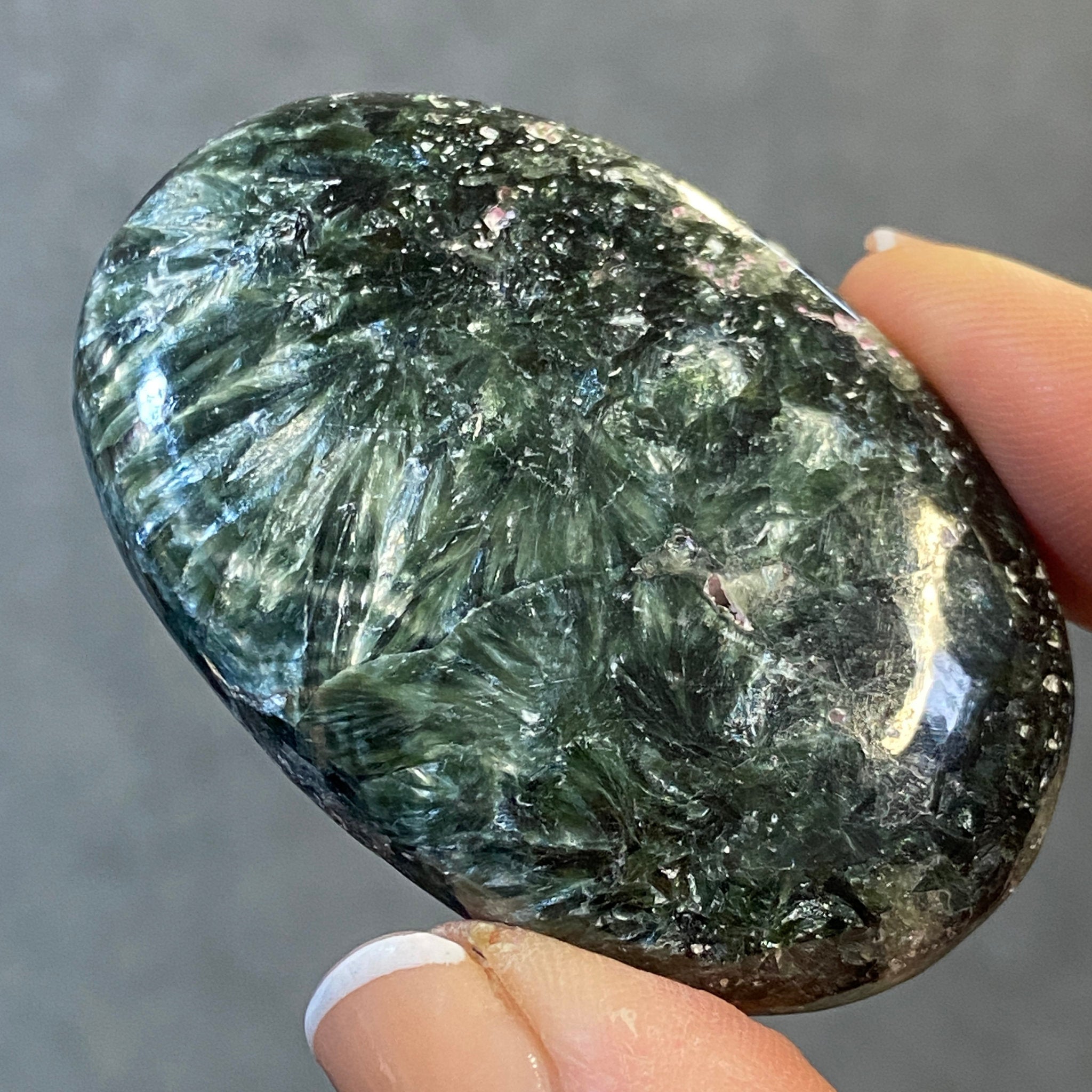 Seraphinite Palmstone – Russia