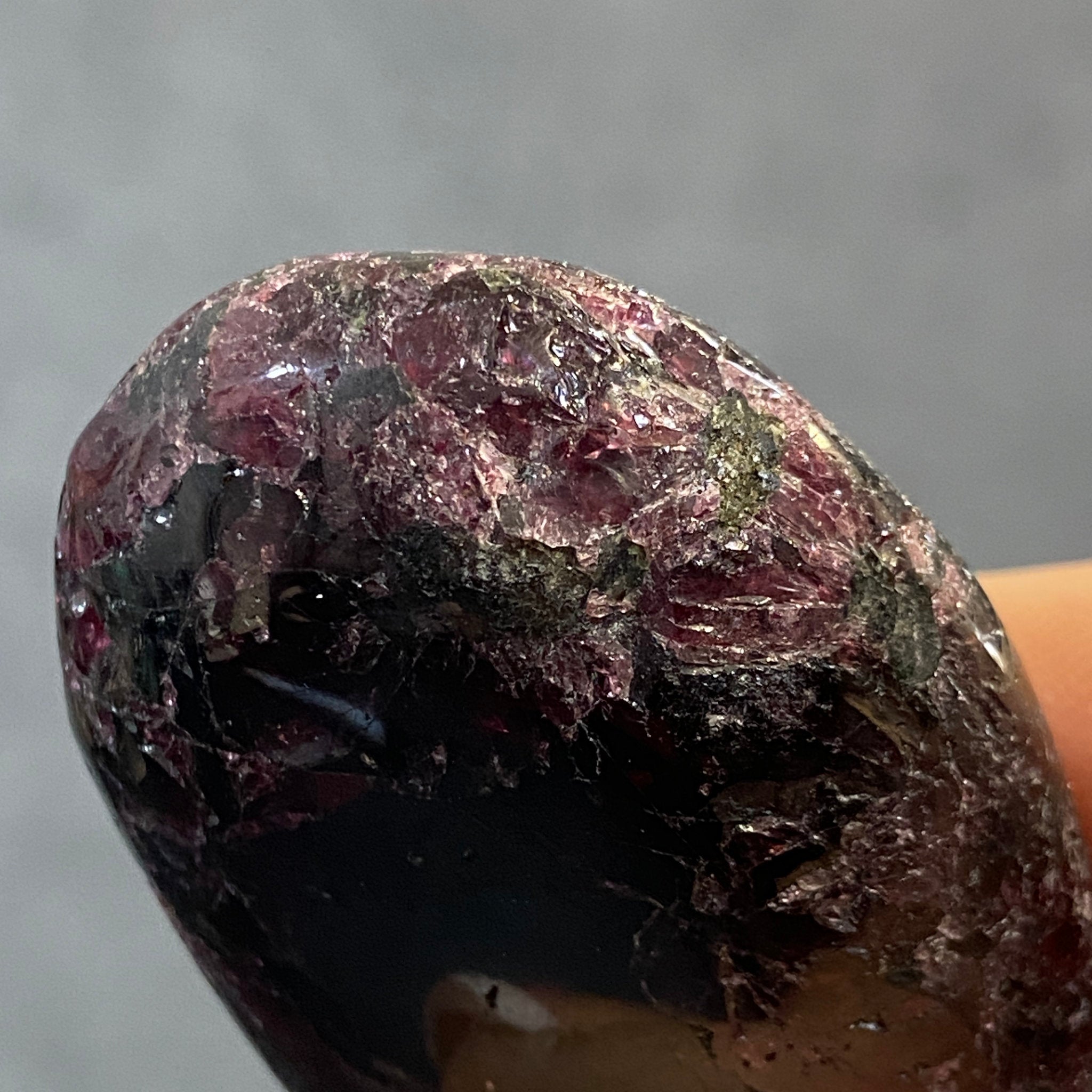 Garnet Palmstone - Mozambique