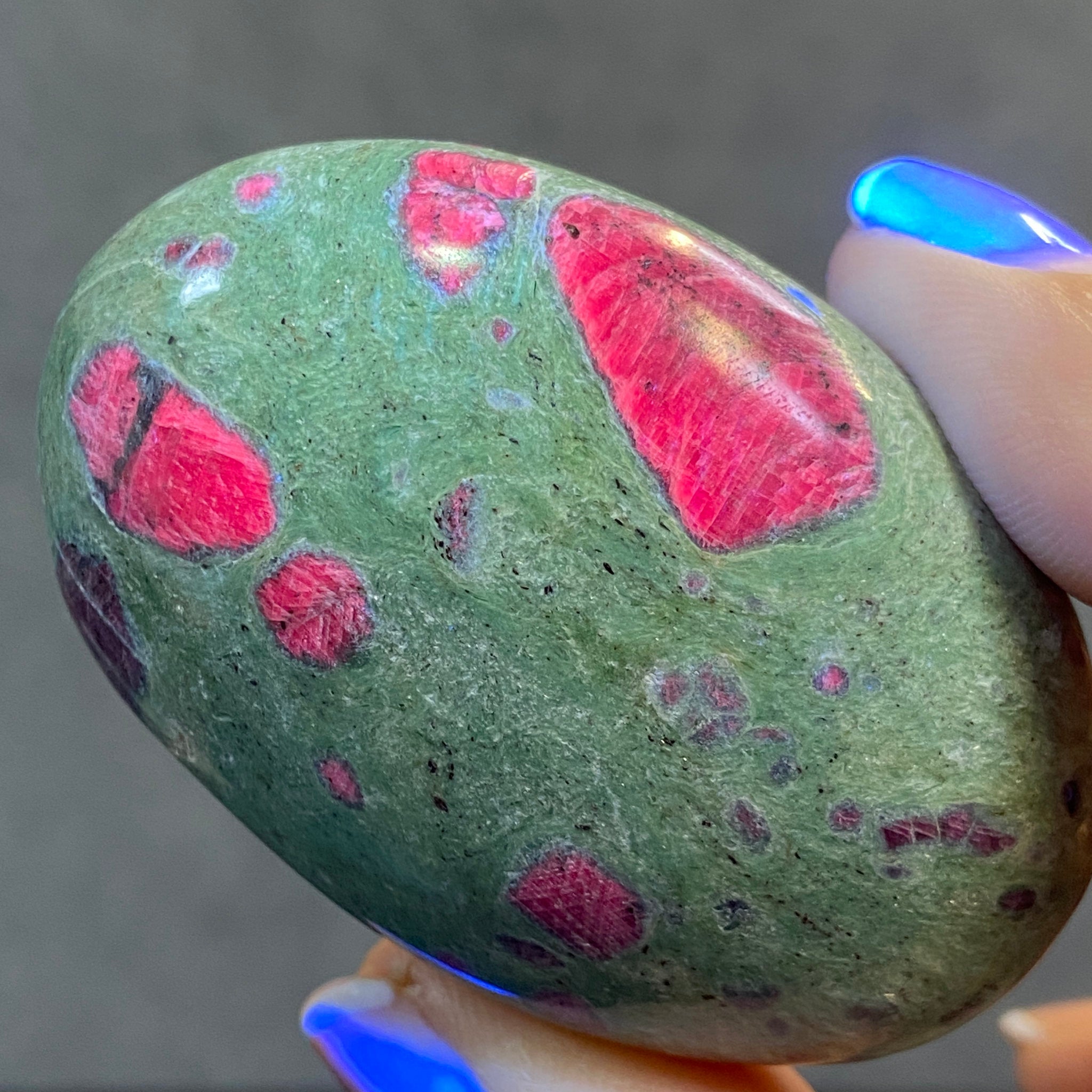 Ruby Fuchsite Palmstone – India