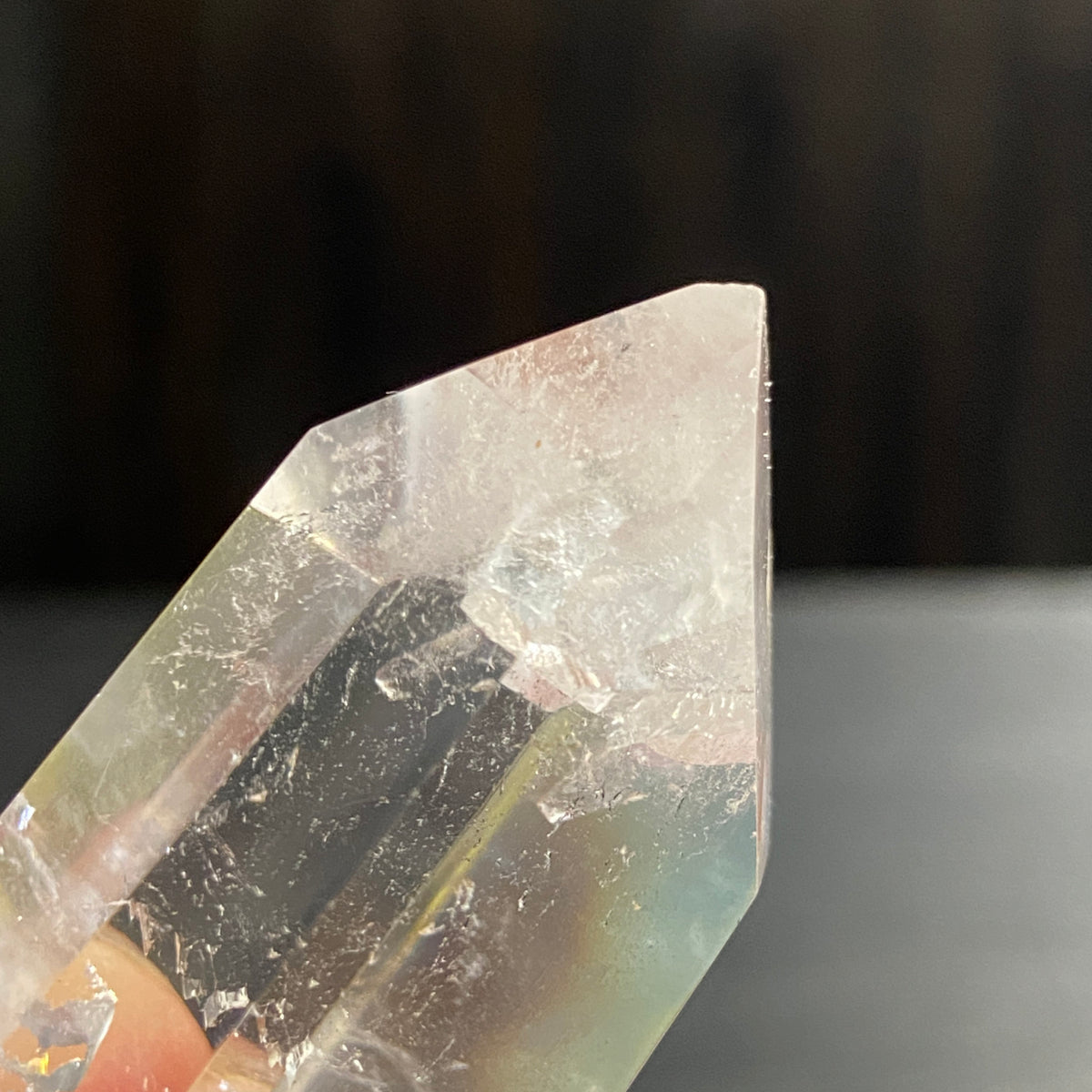 Manifestation Clear Quartz Standing Point – Madagascar