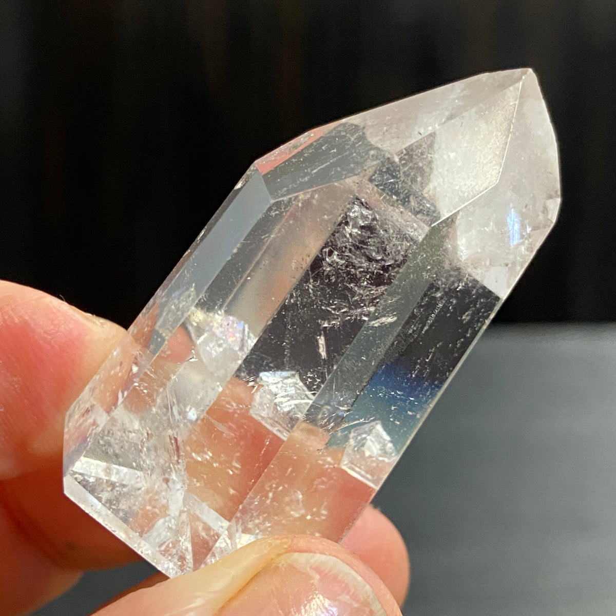 Manifestation Clear Quartz Standing Point – Madagascar