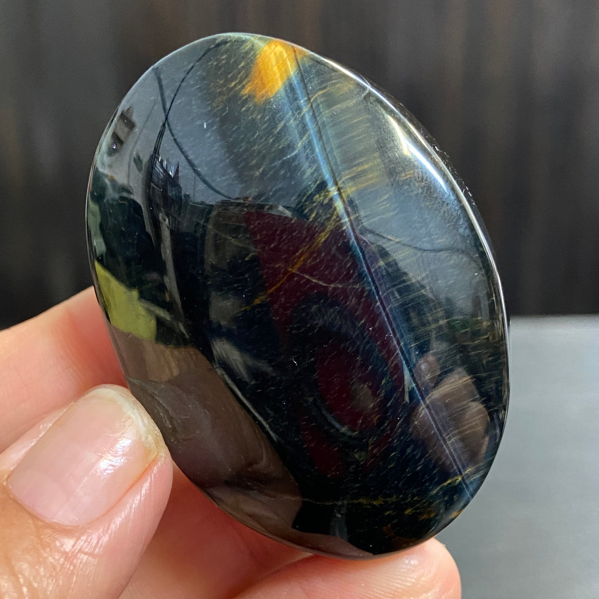 Premium Tigers Eye Palmstone
