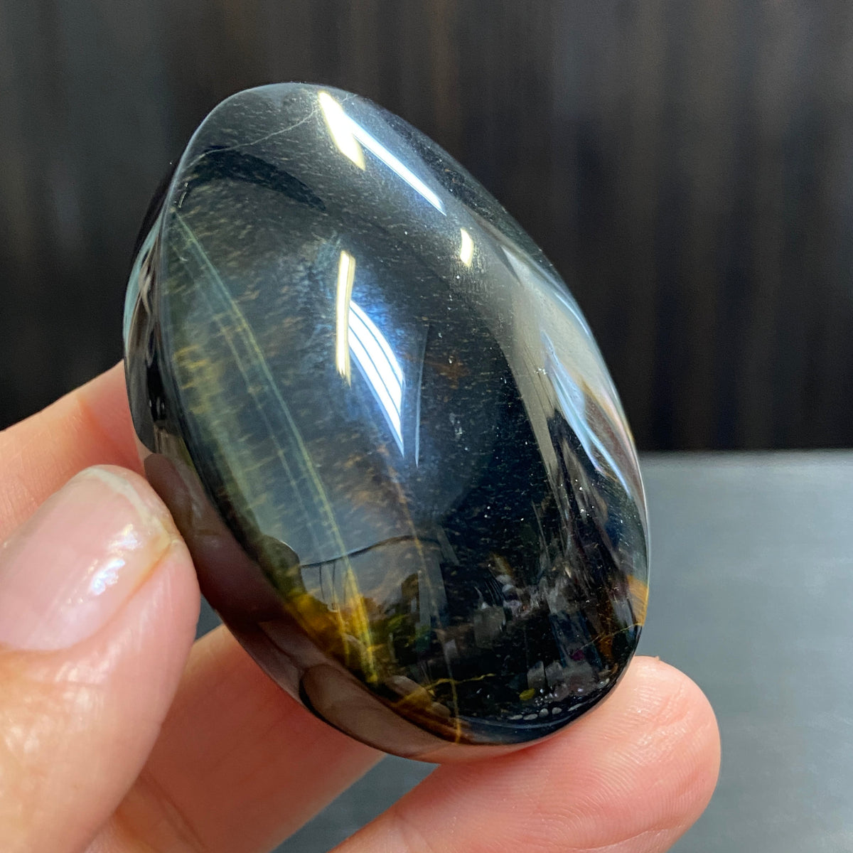 Premium Tigers Eye Palmstone