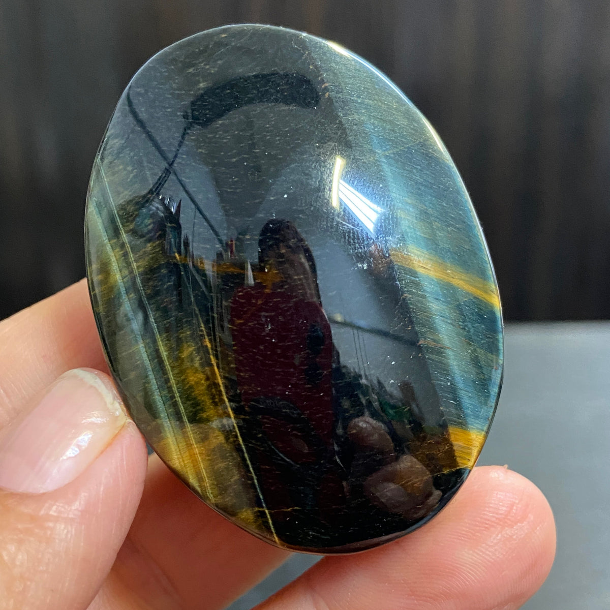 Premium Tigers Eye Palmstone