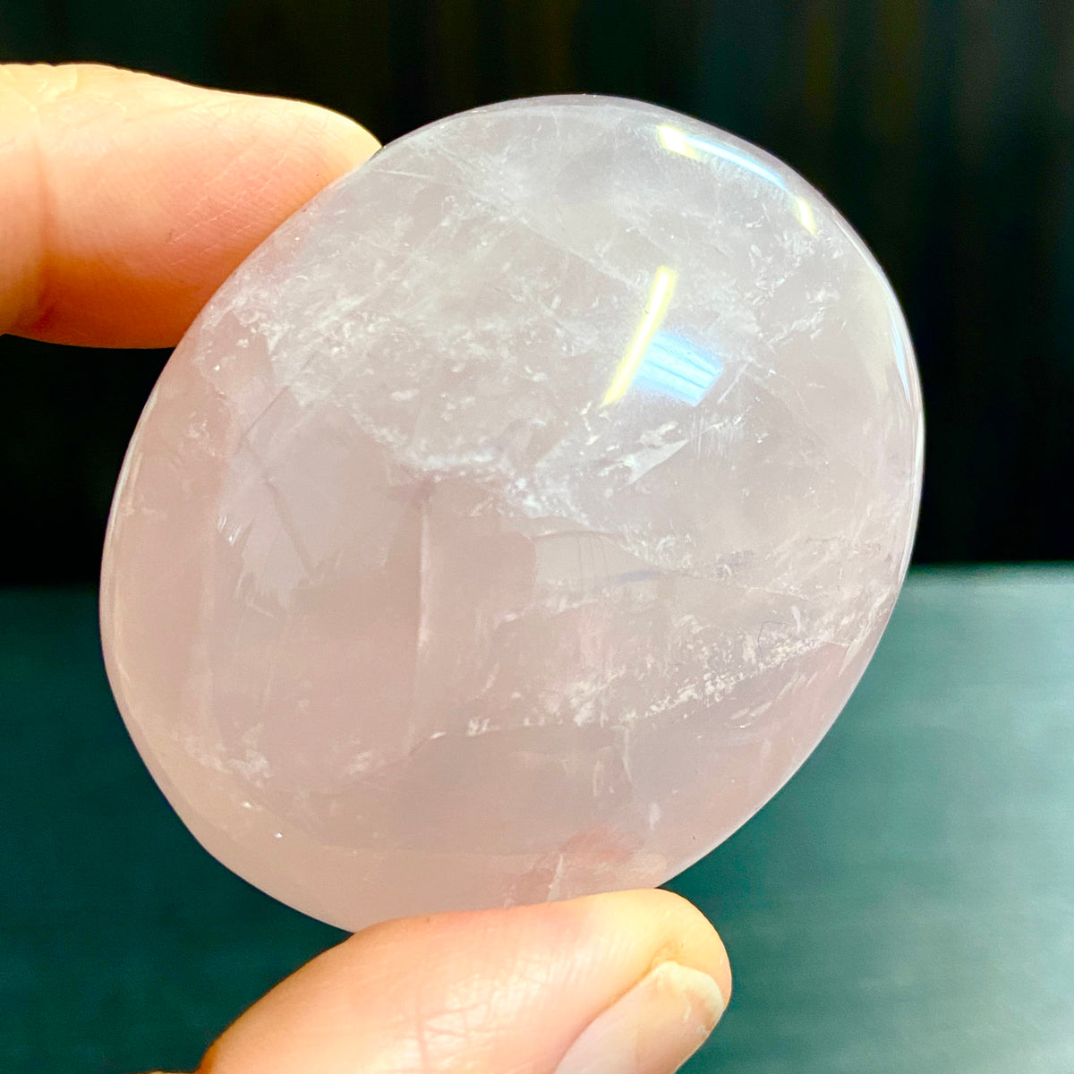 Rose Quartz Palmstone – Madagascar
