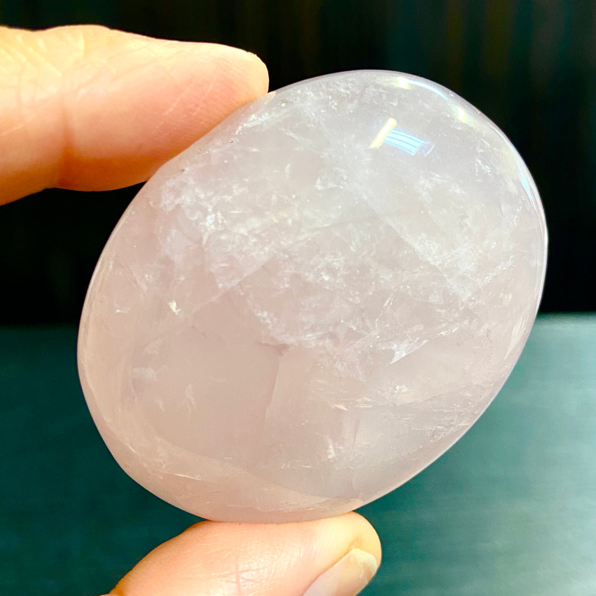Rose Quartz Palmstone – Madagascar