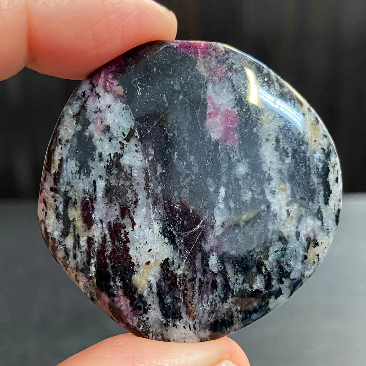 Eudialyte Palmstone – Sweden