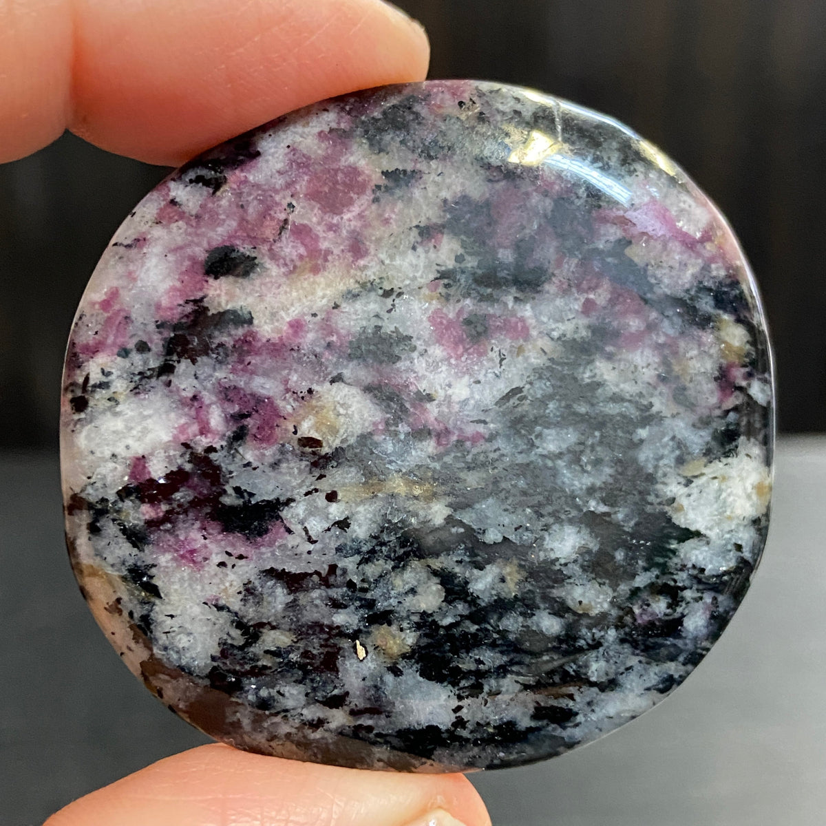 Eudialyte Palmstone – Sweden