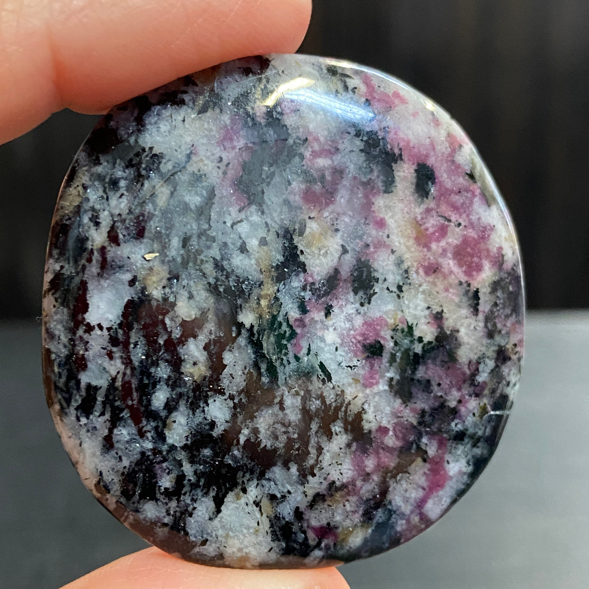 Eudialyte Palmstone – Sweden